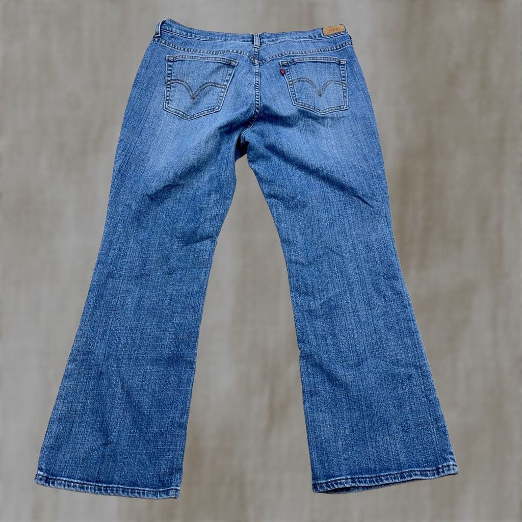 Levi's VINTAGE Levi's 515 Jeans Women 14 Mid Rise Boot Cut 34x28 Blue Regular Denim Size 36" / US 14 / IT 50 - 1 Thumbnail
