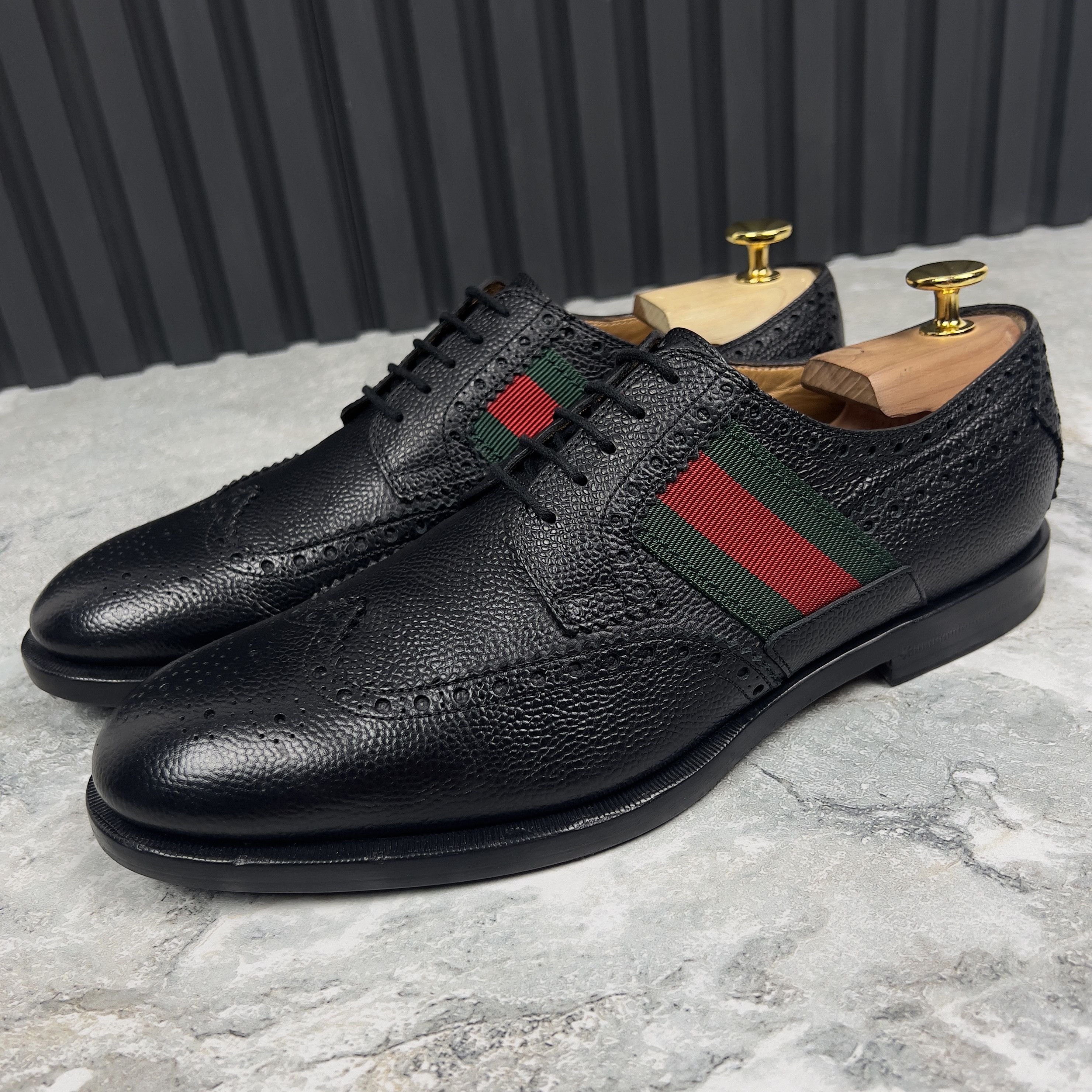 Gucci Oxford Web Wingtip Dress Derby Grain Leather Shoes in Black, Men's (Size 8)