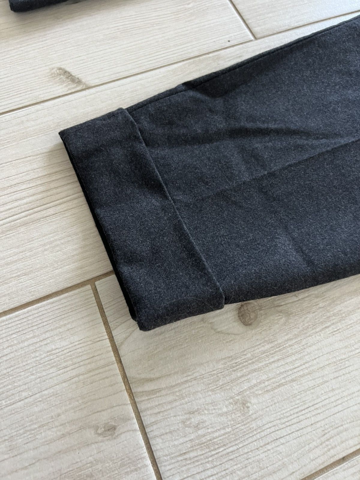 Prada Prada Wool Trousers Dark Grey Men’s Casual Pants 32 Size Size US 32 / EU 48 - 13 Thumbnail