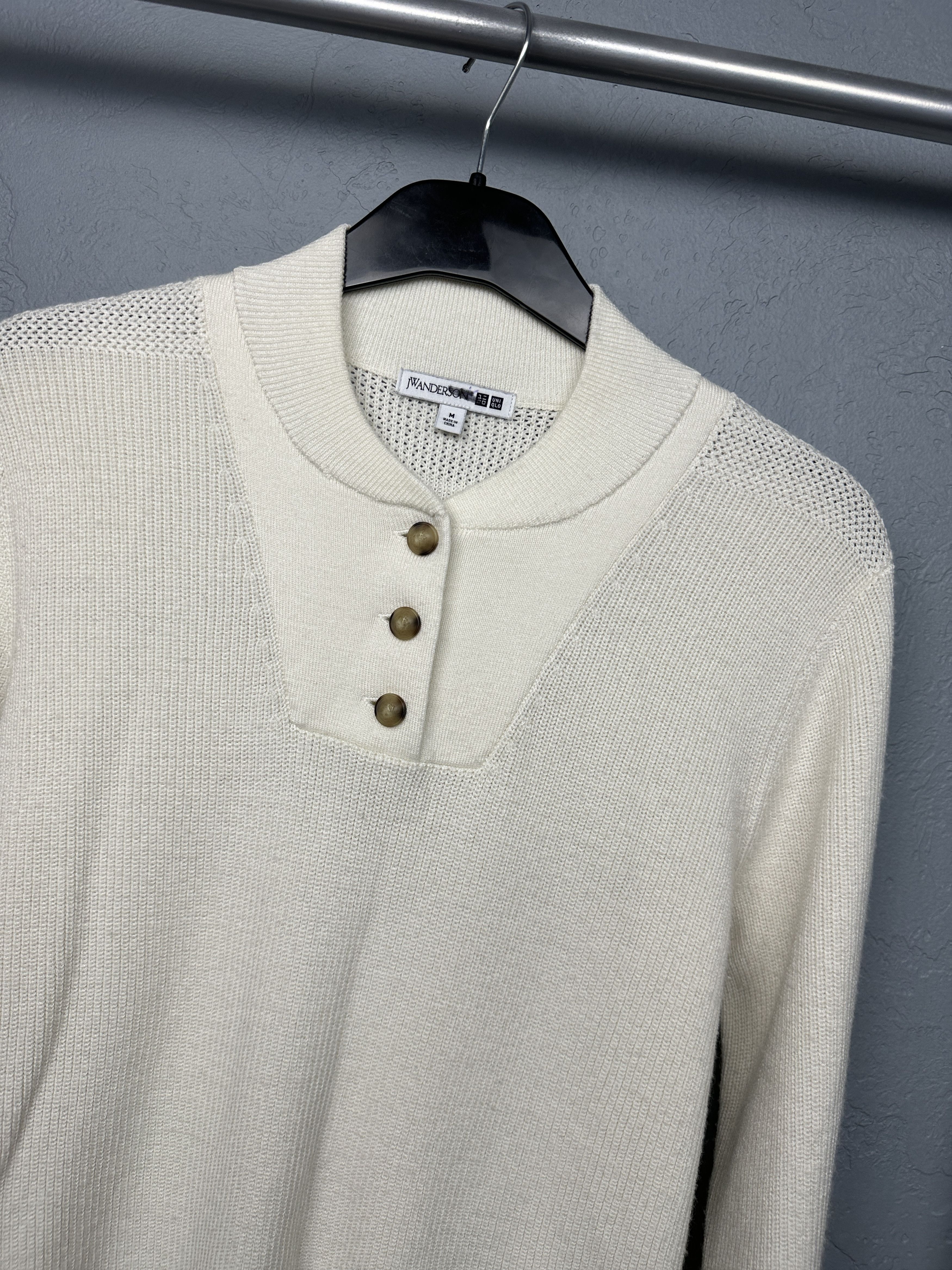 Uniqlo Uniqlo x J.W.Anderson Womens Sweater Size M / US 6-8 / IT 42-44 - 2 Thumbnail
