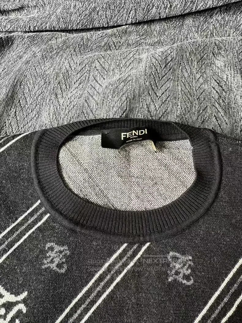 Fendi Fendi Black and gray striped all-over print wool knit swea Size US L / EU 52-54 / 3 - 3 Thumbnail