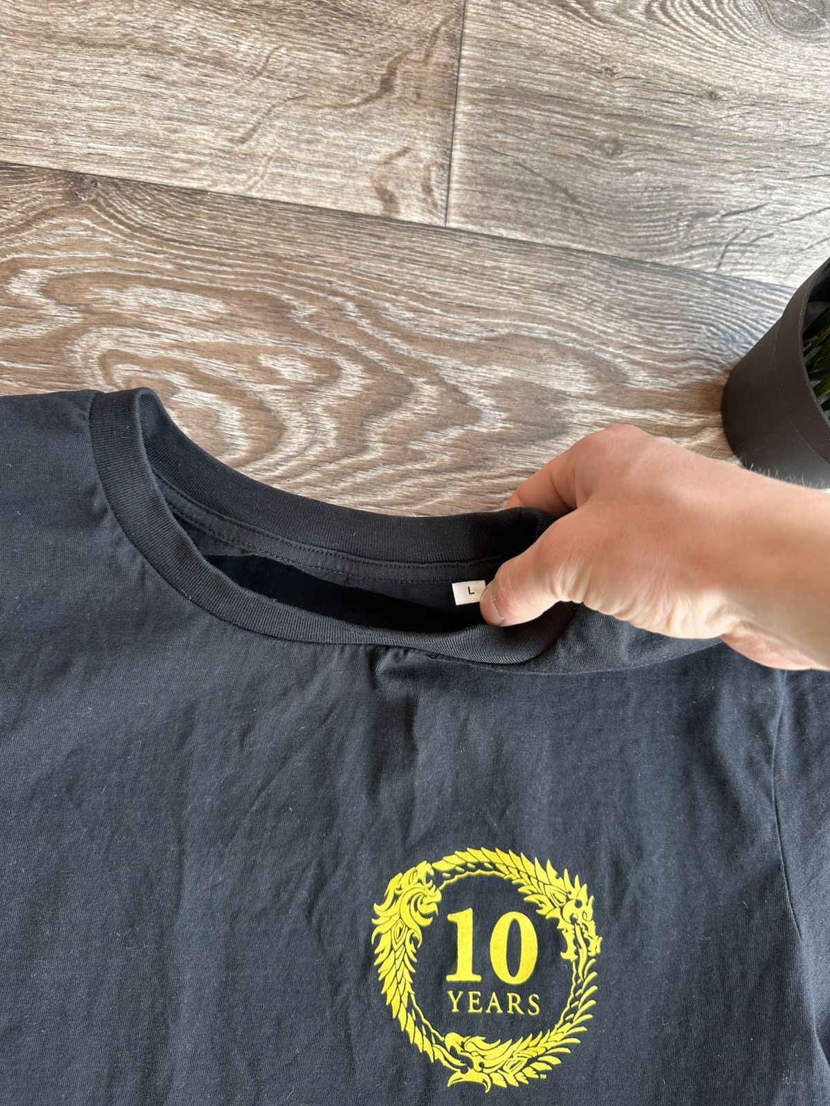 Vintage 🔥 The Elder Scrolls Skyrim Shirt Dark Souls Elden Ring Halo Size US L / EU 52-54 / 3 - 5 Thumbnail