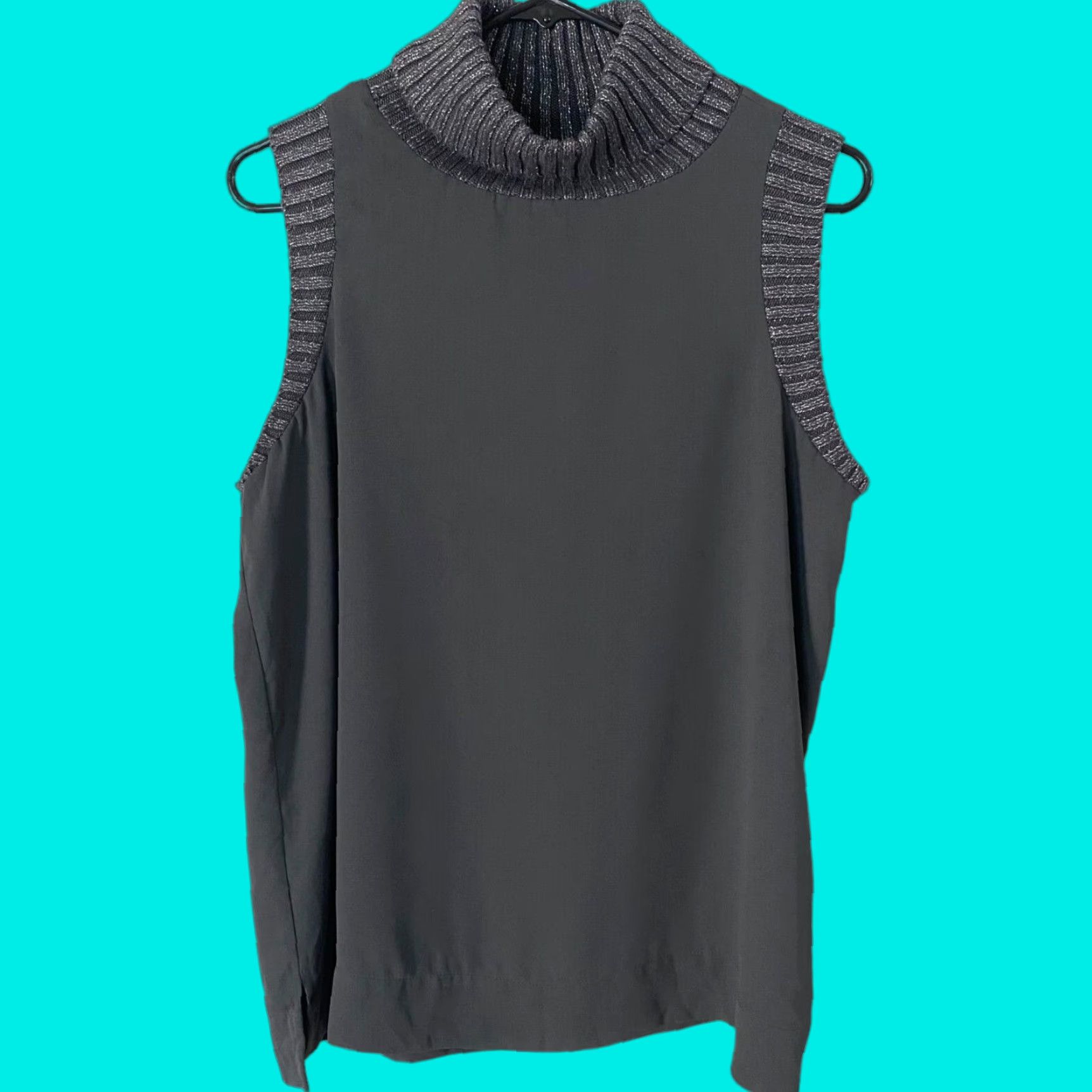 Juicy Couture VINTAGE Juicy Couture Blouse Shirt Sleeveless Turtleneck Metallic Gray Women's Large L Tank Size L / US 10 / IT 46 - 1 Thumbnail