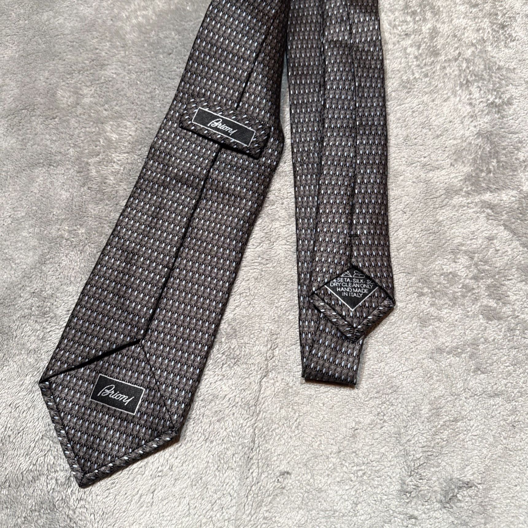 Brioni Brioni Tie Men Silk Geometric Pattern Handmade in Italy 3.5” Wide Luxury Adjustable Classic Multicolor Abstract Logo Designer Men Size ONE SIZE - 3 Thumbnail