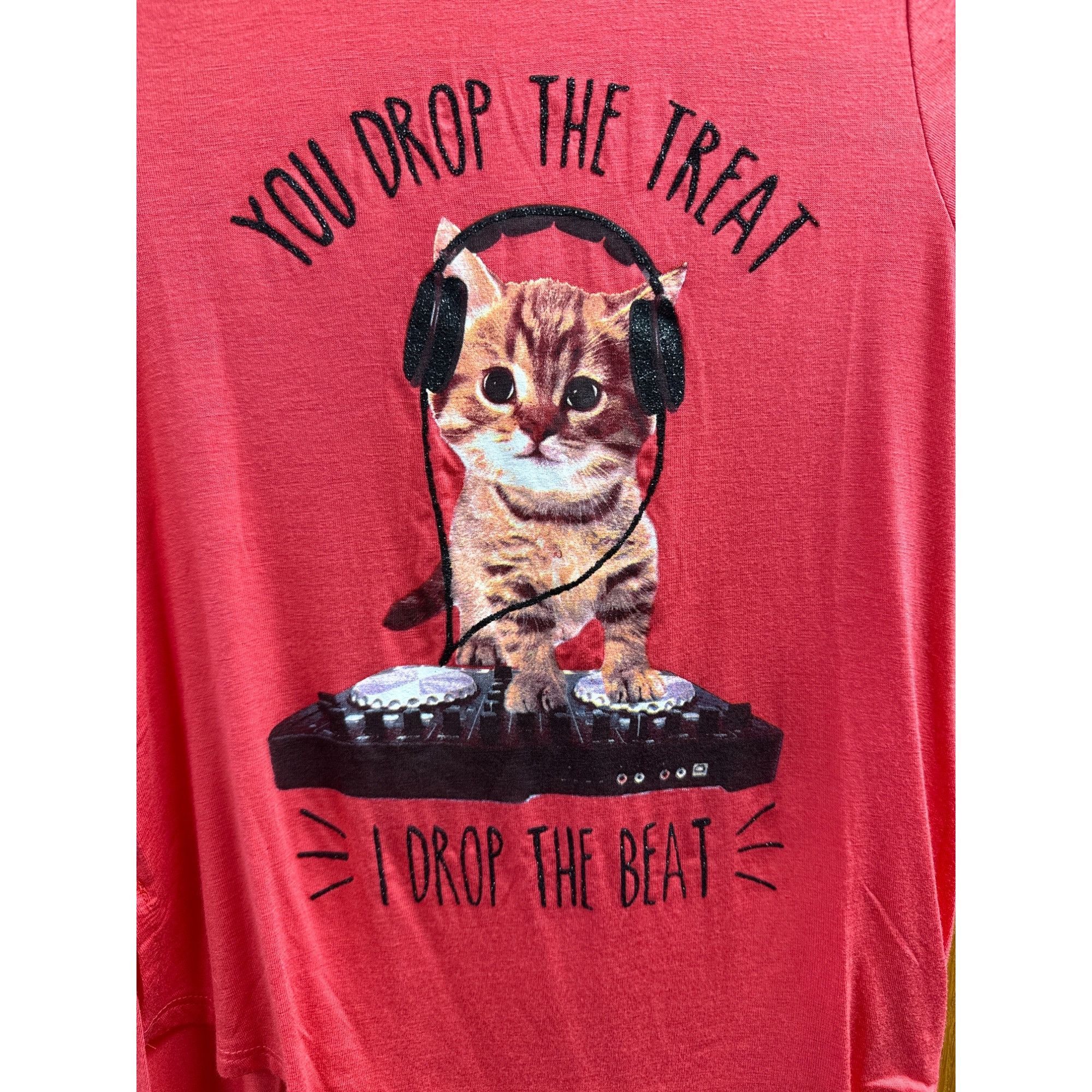 Other I Love Glam Girl Cat DJ Graphic Tee Small "You drop the Trea Size S / US 4 / IT 40 - 3 Thumbnail
