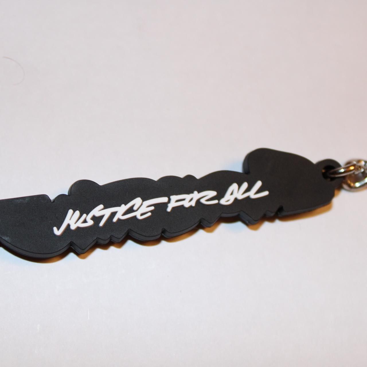 Supreme Supreme Futura Logo Keychain Size ONE SIZE - 4 Thumbnail