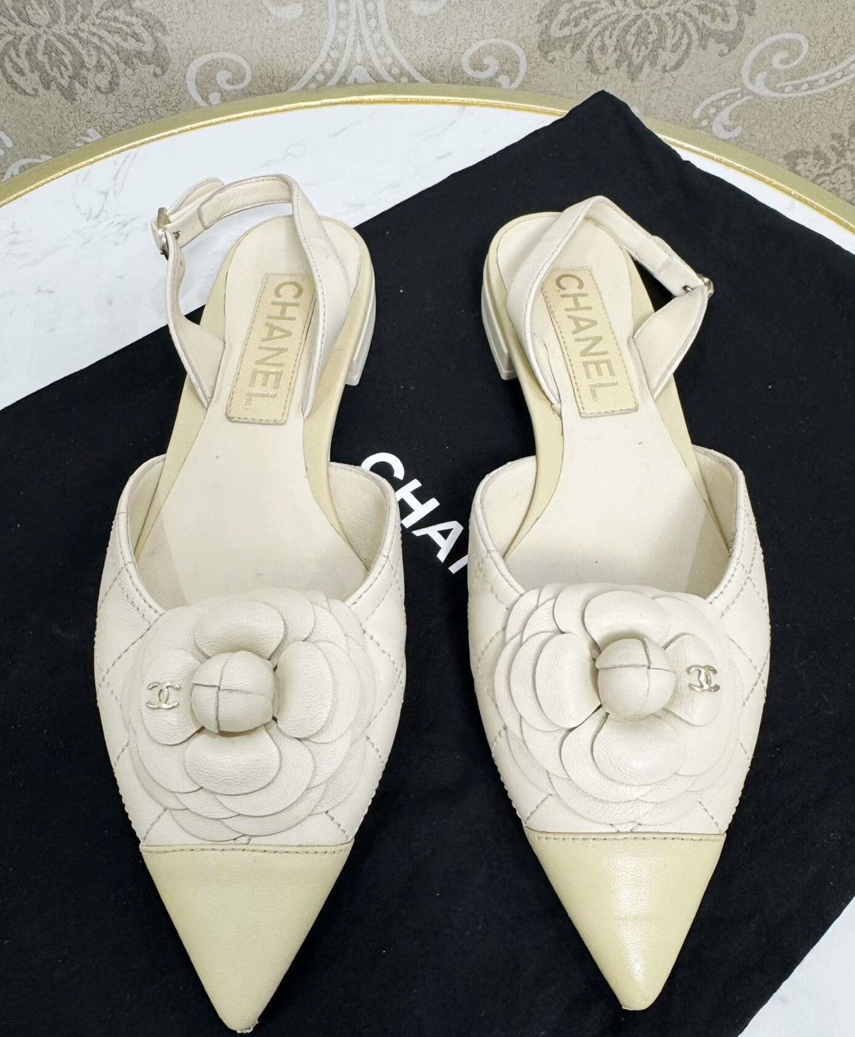 Chanel Chanel camellias sandals Size US 5.5 / IT 35.5 - 1 Thumbnail