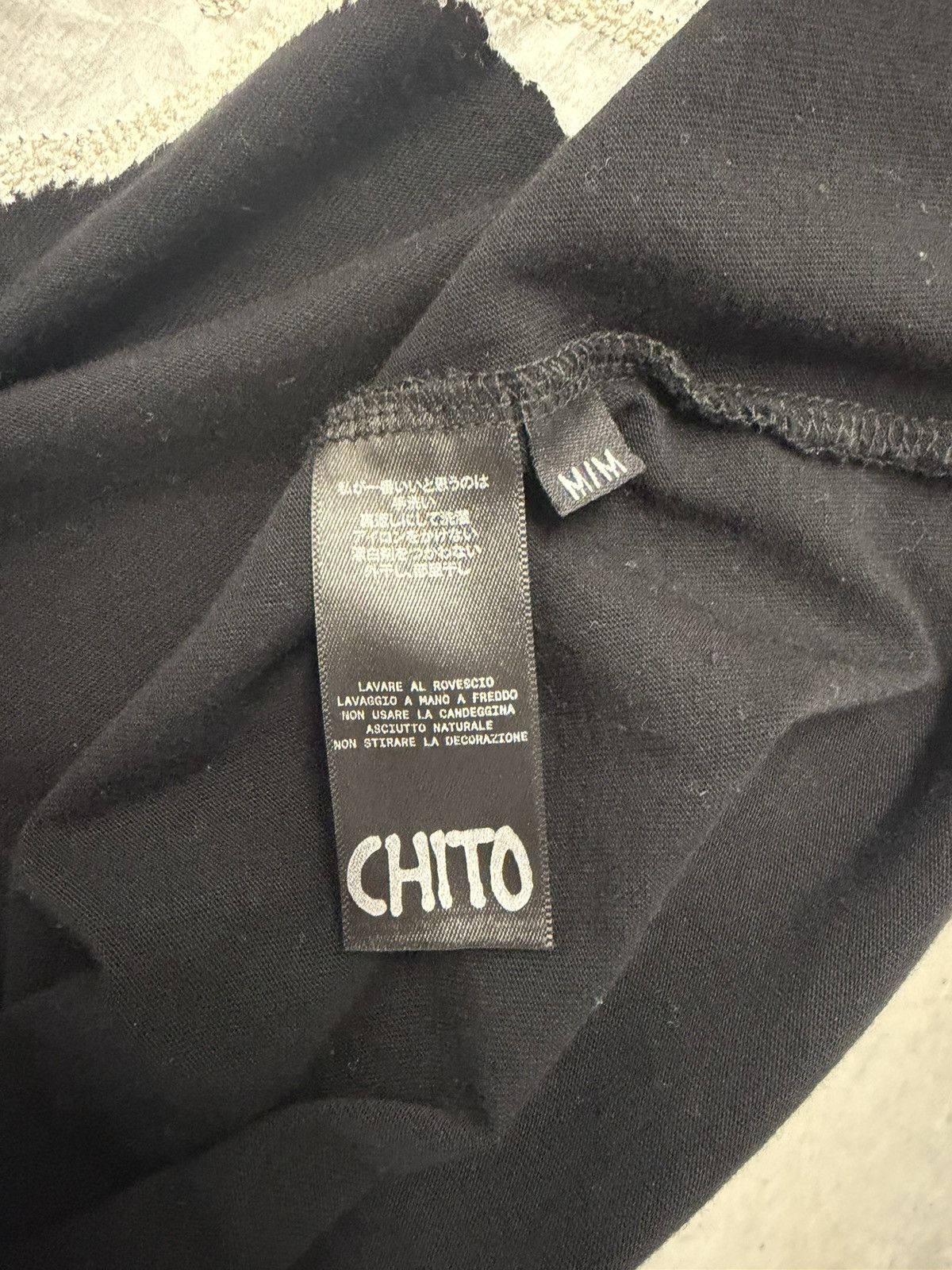 Chito Chito International signed T-shirt Size US M / EU 48-50 / 2 - 4 Thumbnail