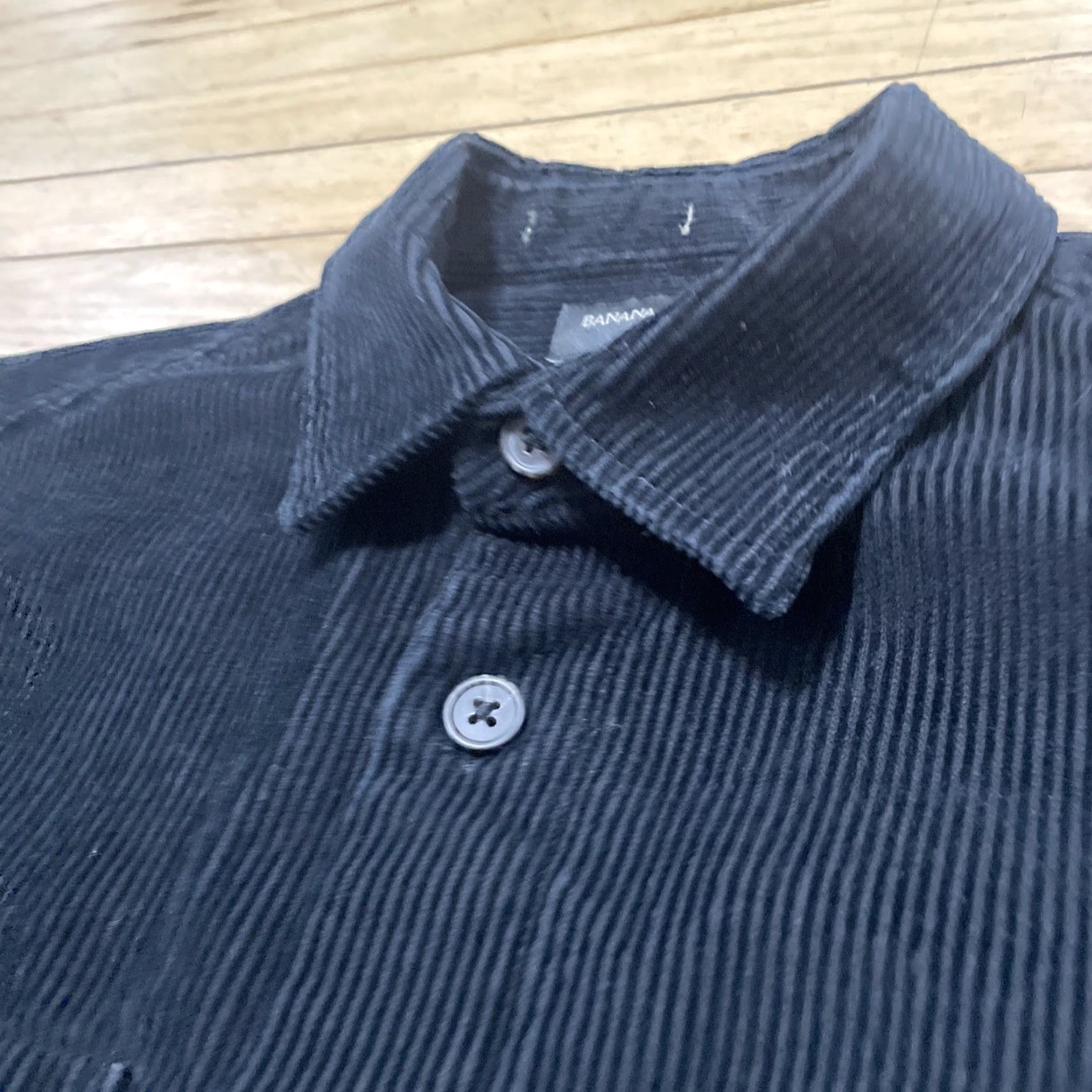 Banana Republic Banana Republic Shirt Black Corduroy M Men Standard Street Capsule Chest Patch Pockets Button-Up Collared Long Sleeve 100% Cotton Regular Fit Size US M / EU 48-50 / 2 - 5 Thumbnail