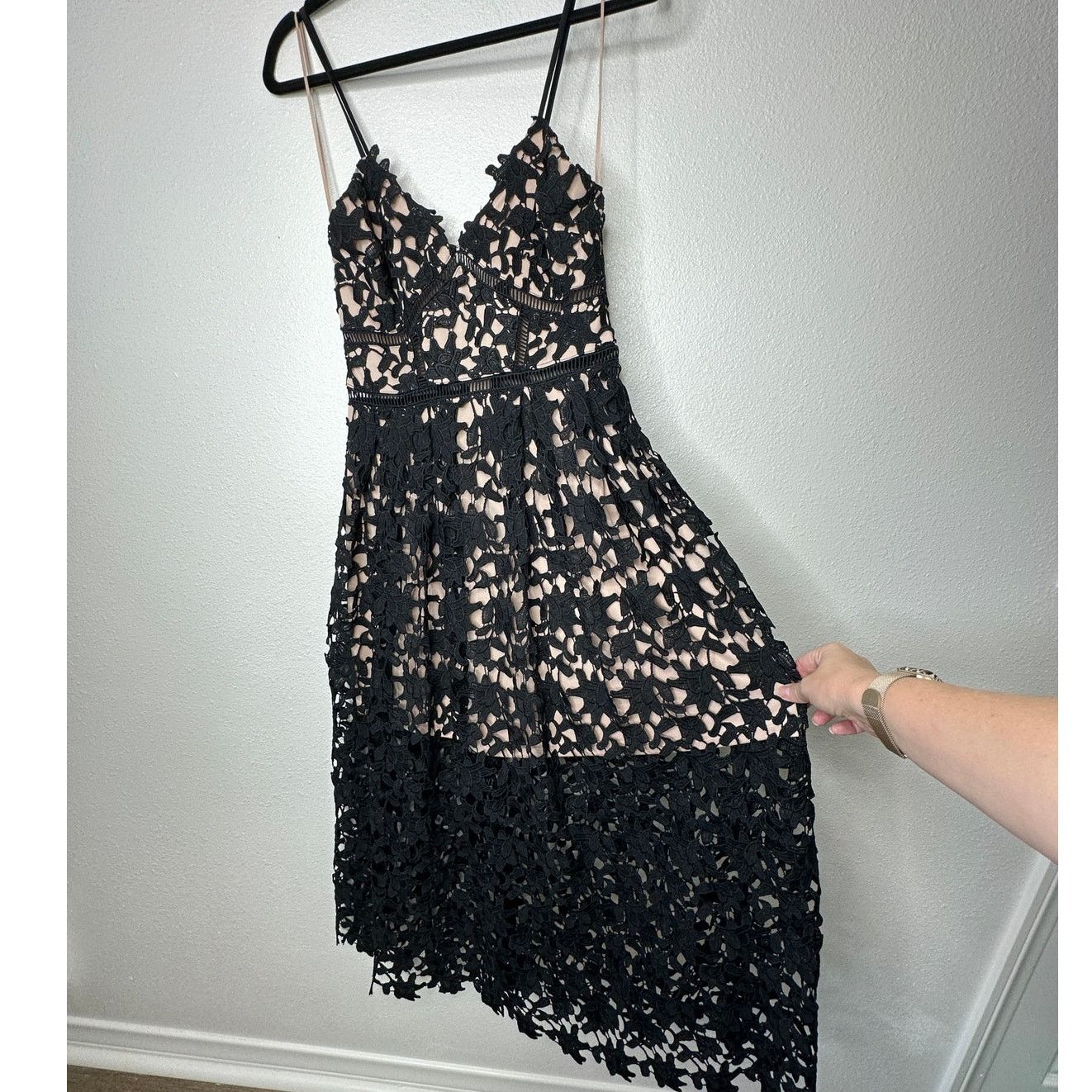Other Aqua Black Lace Overlay Tan Lining Cami Midi Dress SM Size S / US 4 / IT 40 - 7 Thumbnail