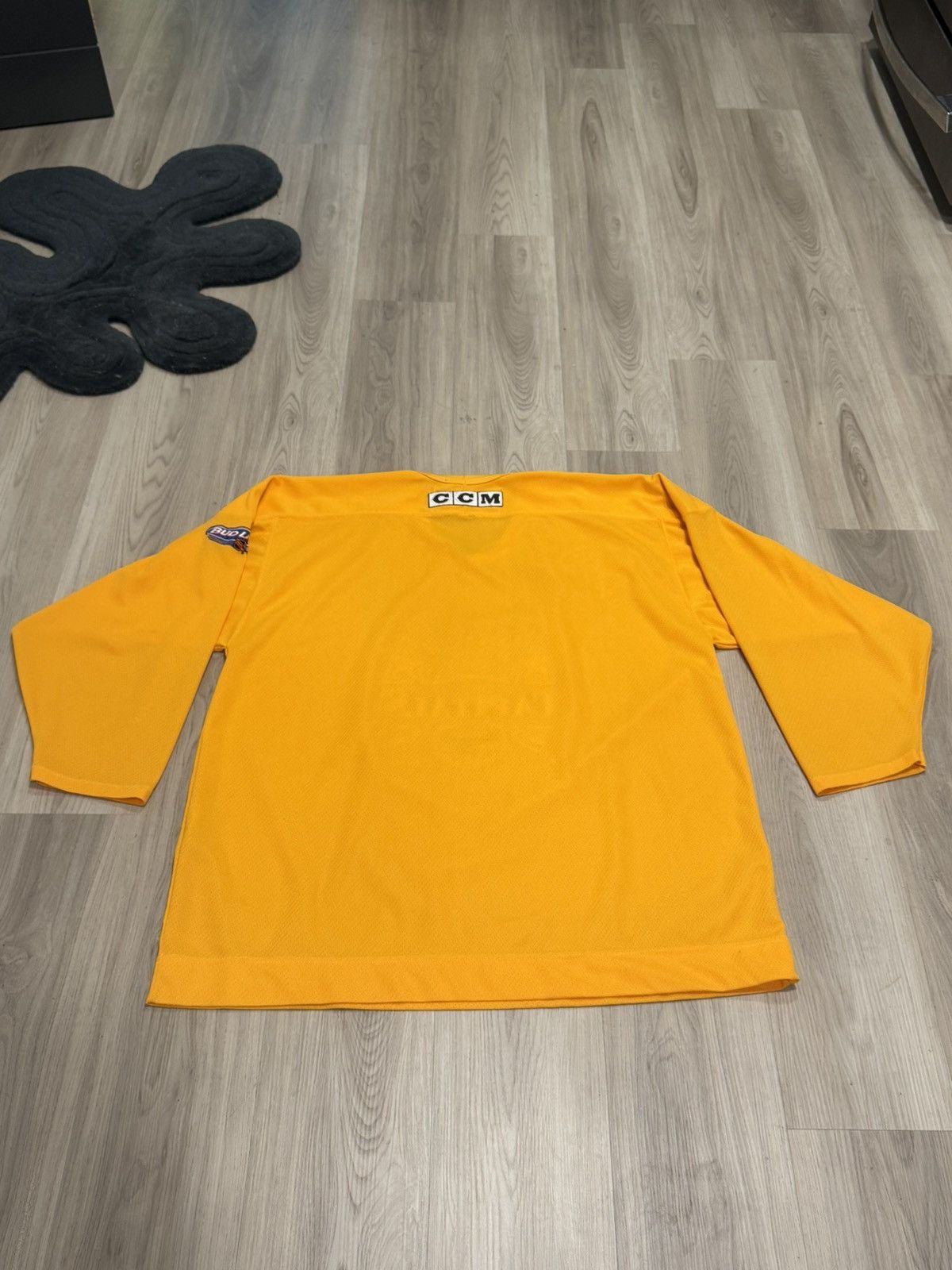 NHL Vintage Washington Capitals CCM Hockey Jersey Yellow RARE XL Size US XL / EU 56 / 4 - 6 Thumbnail