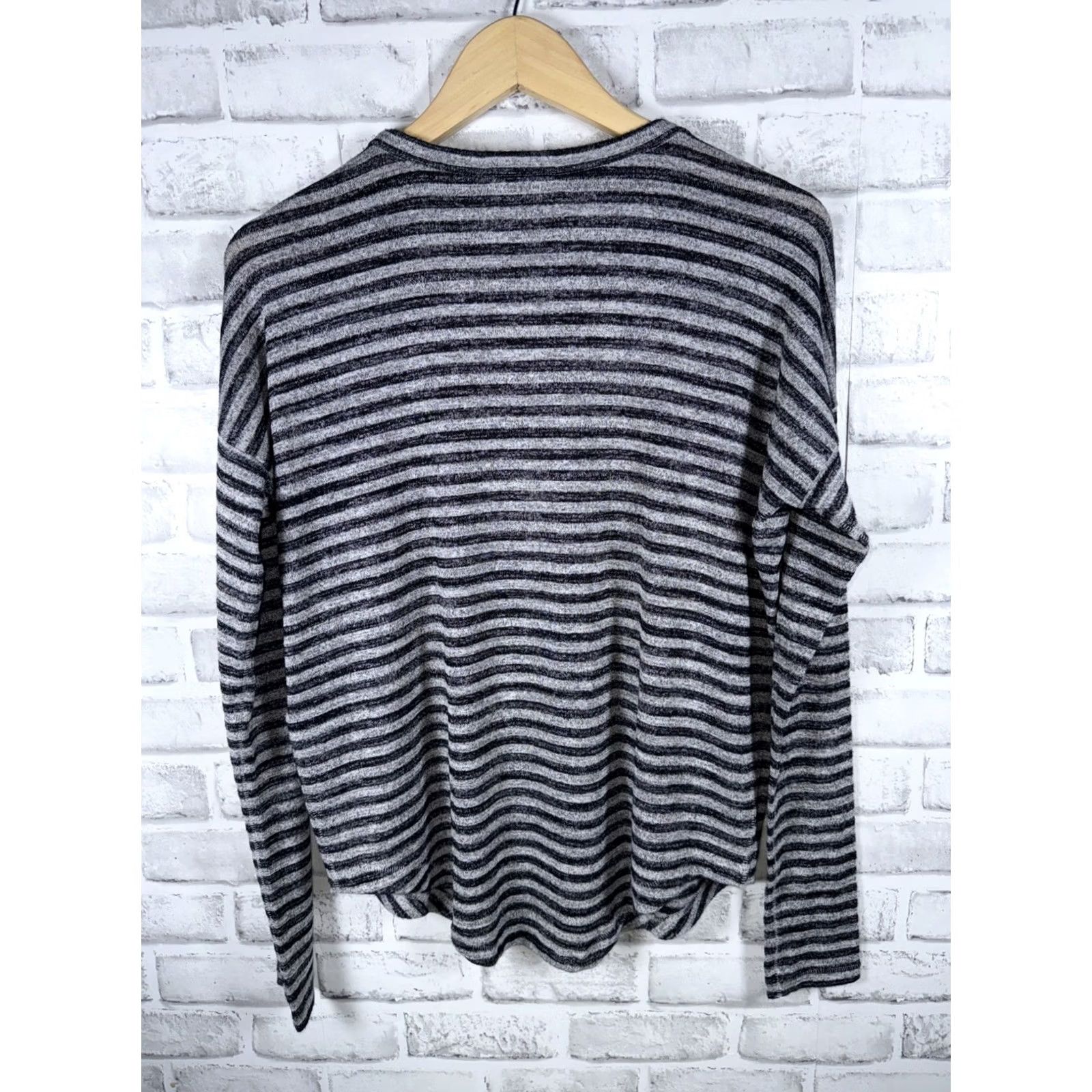 Rag & Bone Rag & Bone Striped Rayon Blend STRETCHY SHIRT Womens XS Long Sleeve Size XS / US 0-2 / IT 36-38 - 7 Thumbnail