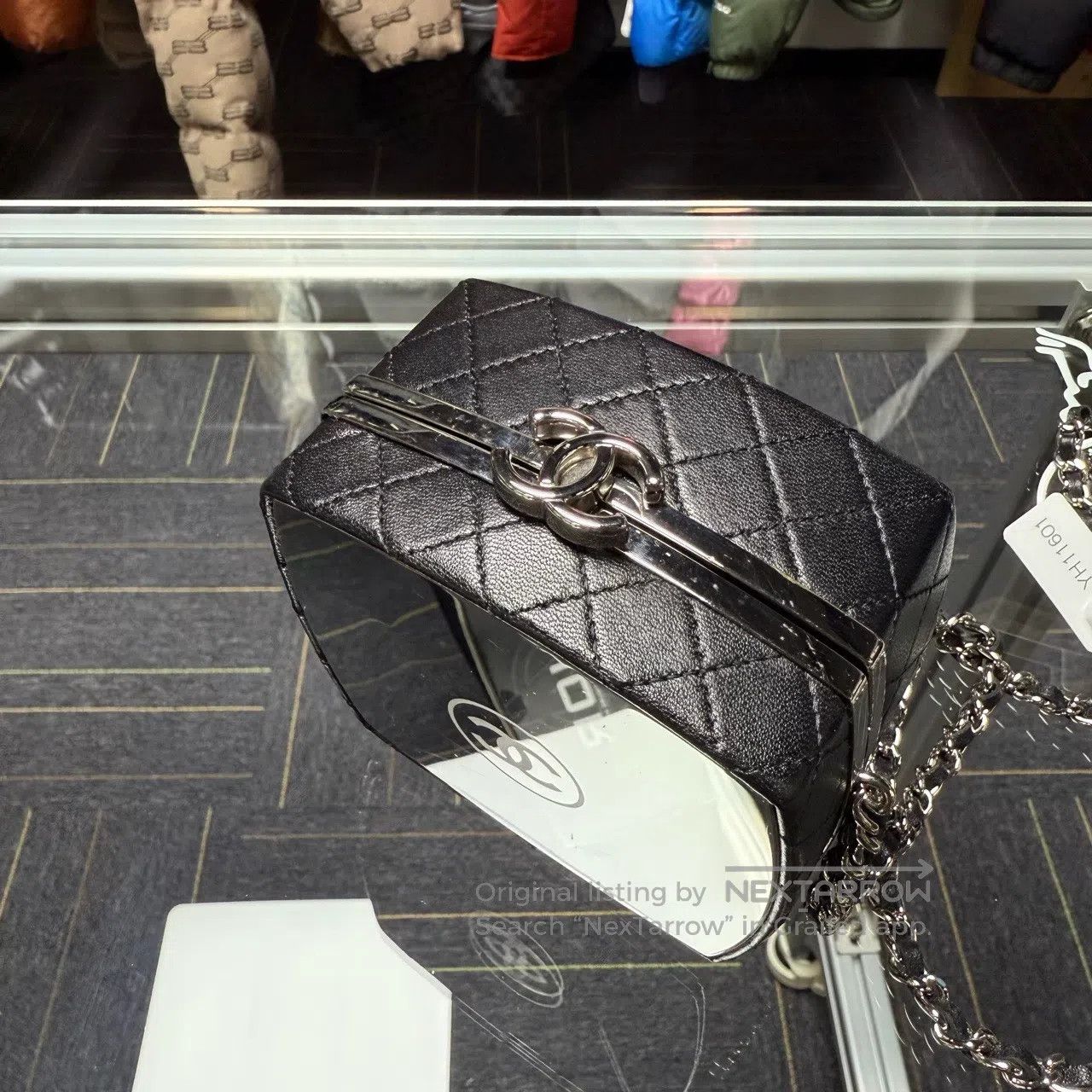 Chanel Chanel Gold-plated leather with powder cake packaging cosm Size ONE SIZE - 2 Thumbnail