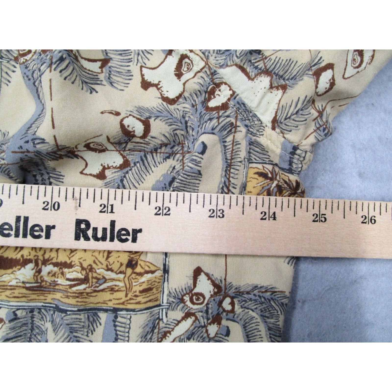 VINTAGE Reyn Spooner Shirt Mens XL Yellow Button-Up Rayon Surfing USA