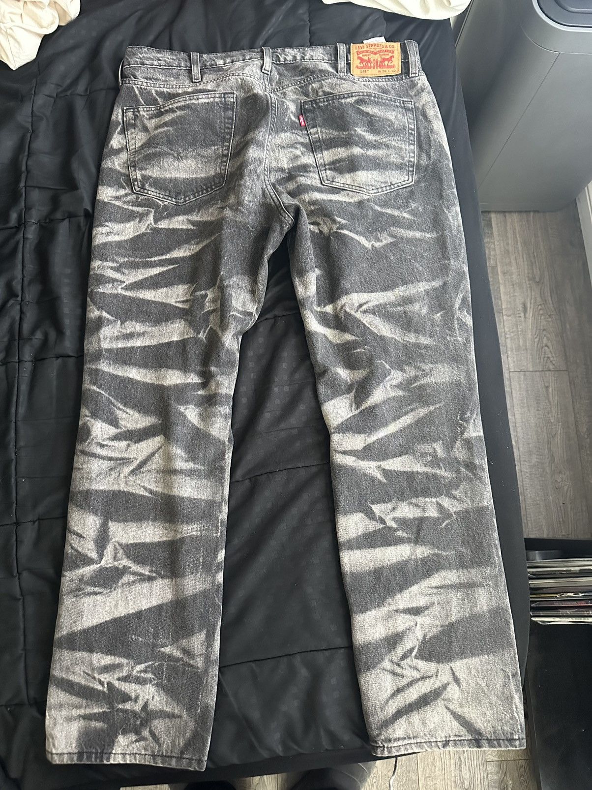 Levi's Grey and white striped Levi's 541 jean Size US 38 / EU 54 - 2 Thumbnail