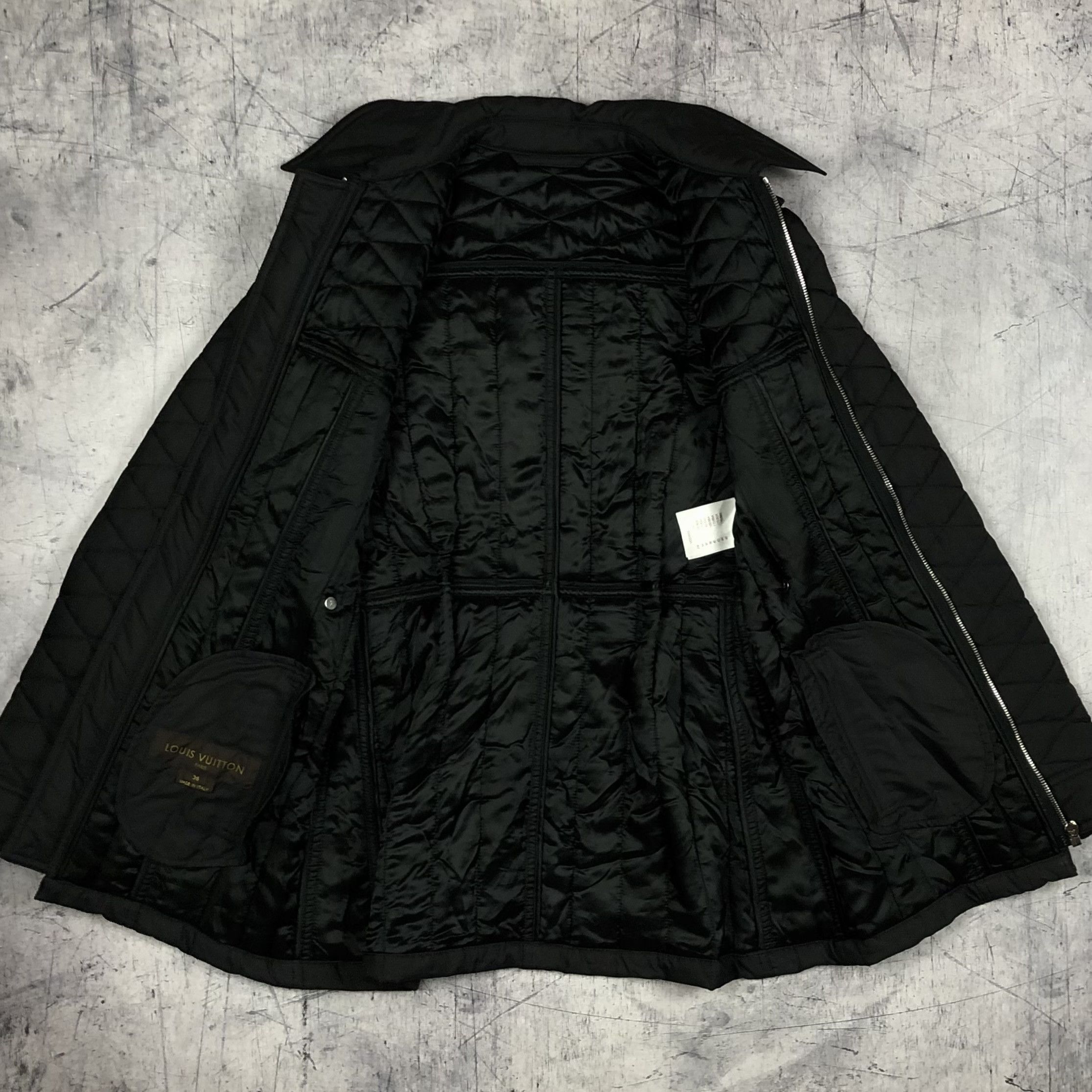 Louis Vuitton Louis Vuitton Paris Quilted Belted Ladies Coat Jacket rare Size XS / US 0-2 / IT 36-38 - 9 Thumbnail