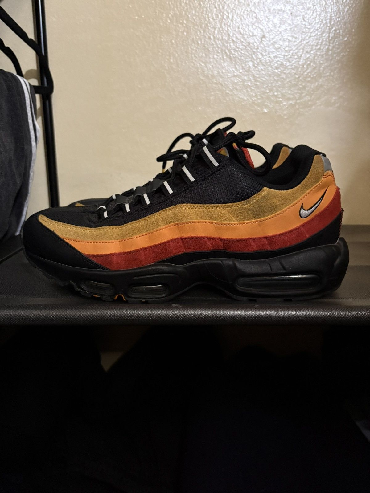 Nike Nike Air Max 95 Raygun Size US 11 / EU 44 - 2 Thumbnail