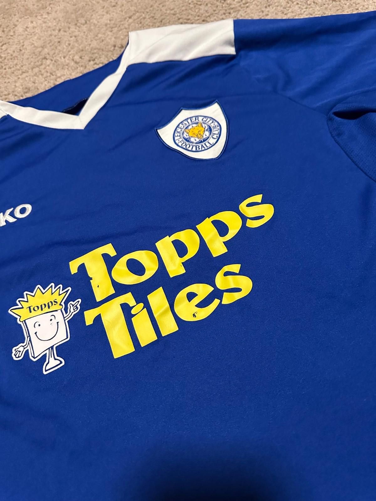 Other FC LEICESTER CITY 2007/09 HOME SOCCER FOOTBALL SHIRT JERSEY Size US S / EU 44-46 / 1 - 4 Thumbnail