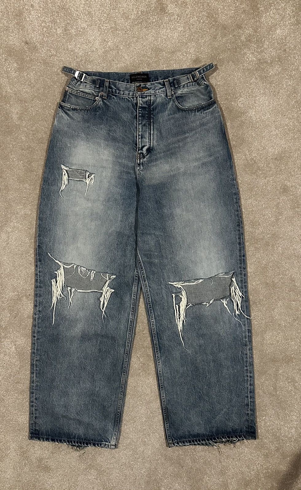 Balenciaga Balenciaga destroyed skater denim Size US 32 / EU 48 - 1 Thumbnail