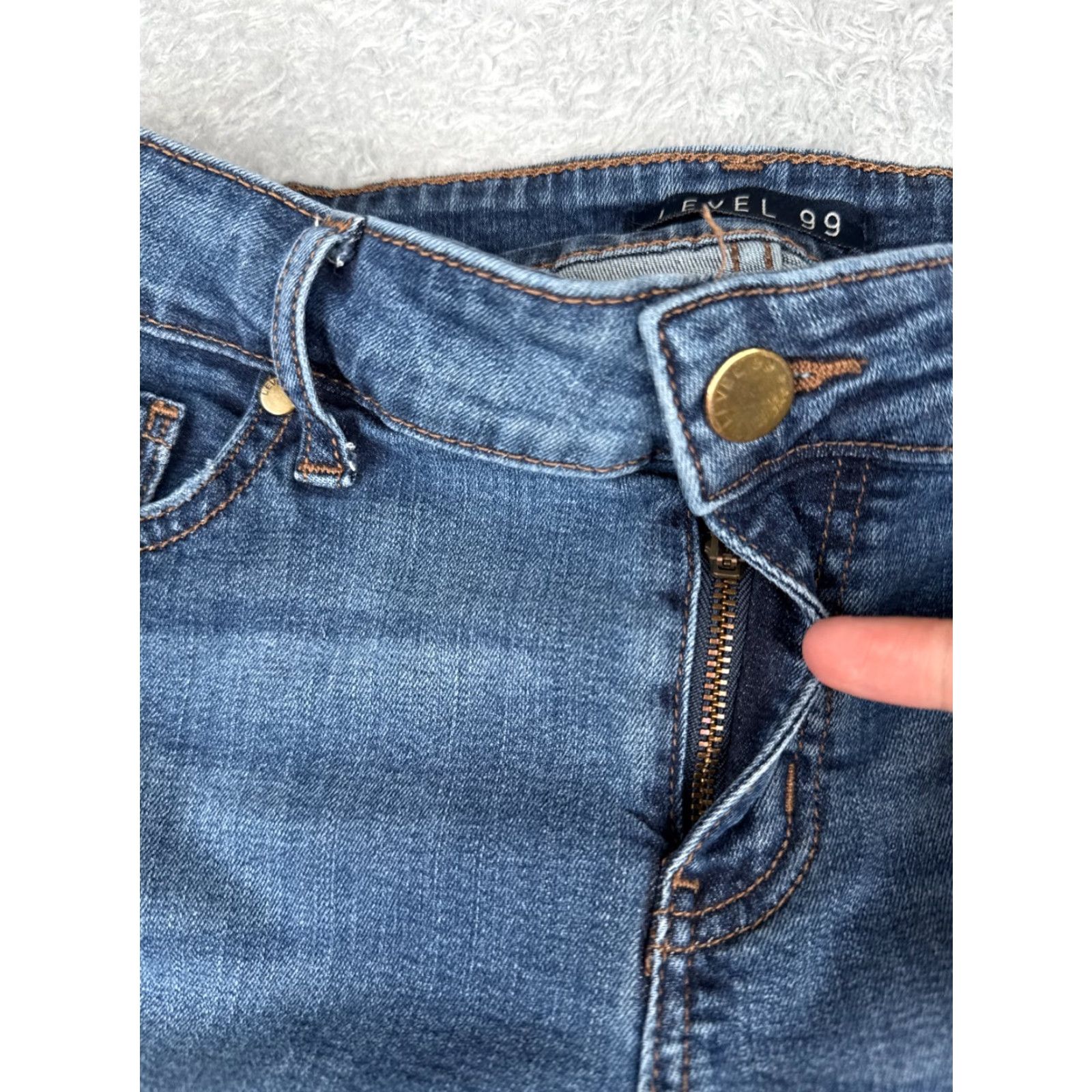 Anthropologie Level 99 Jeans Women Bootcut Jeans 31 Blue Denim Mid Rise 30x28 Cotton Size 24" / US 00 / IT 34 - 5 Thumbnail