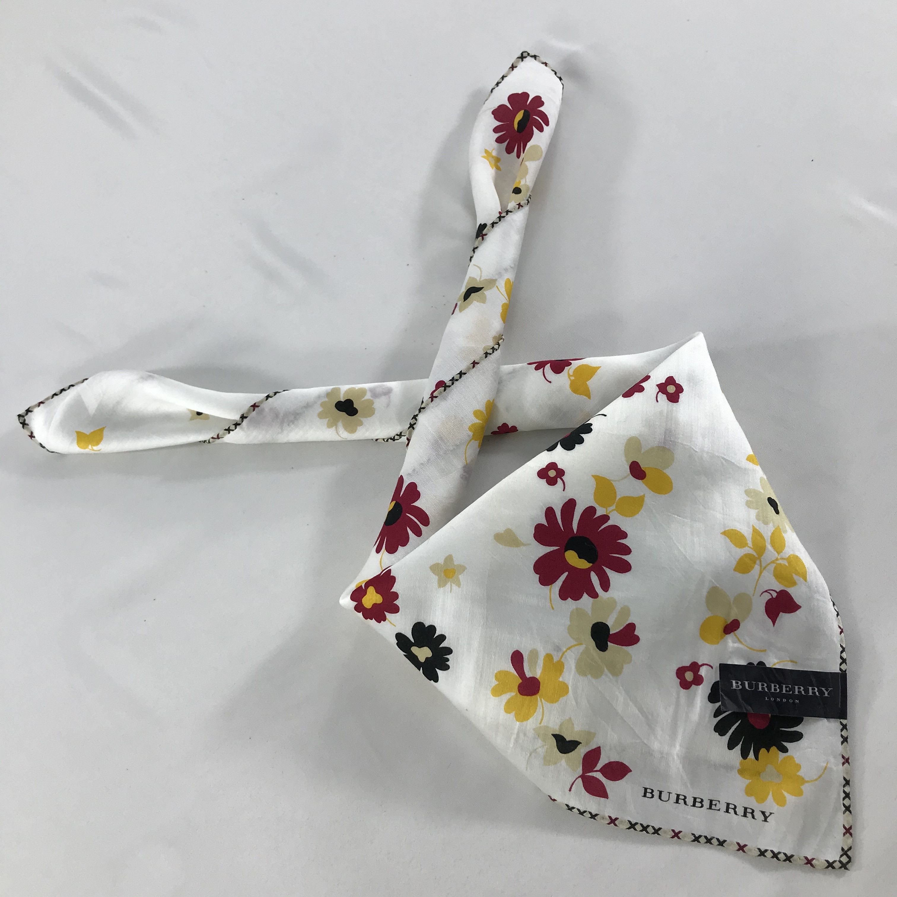 Burberry × Vintage Burberry Bandana / Handkerchief / Neckerchief - S1236 Size ONE SIZE - 4 Thumbnail