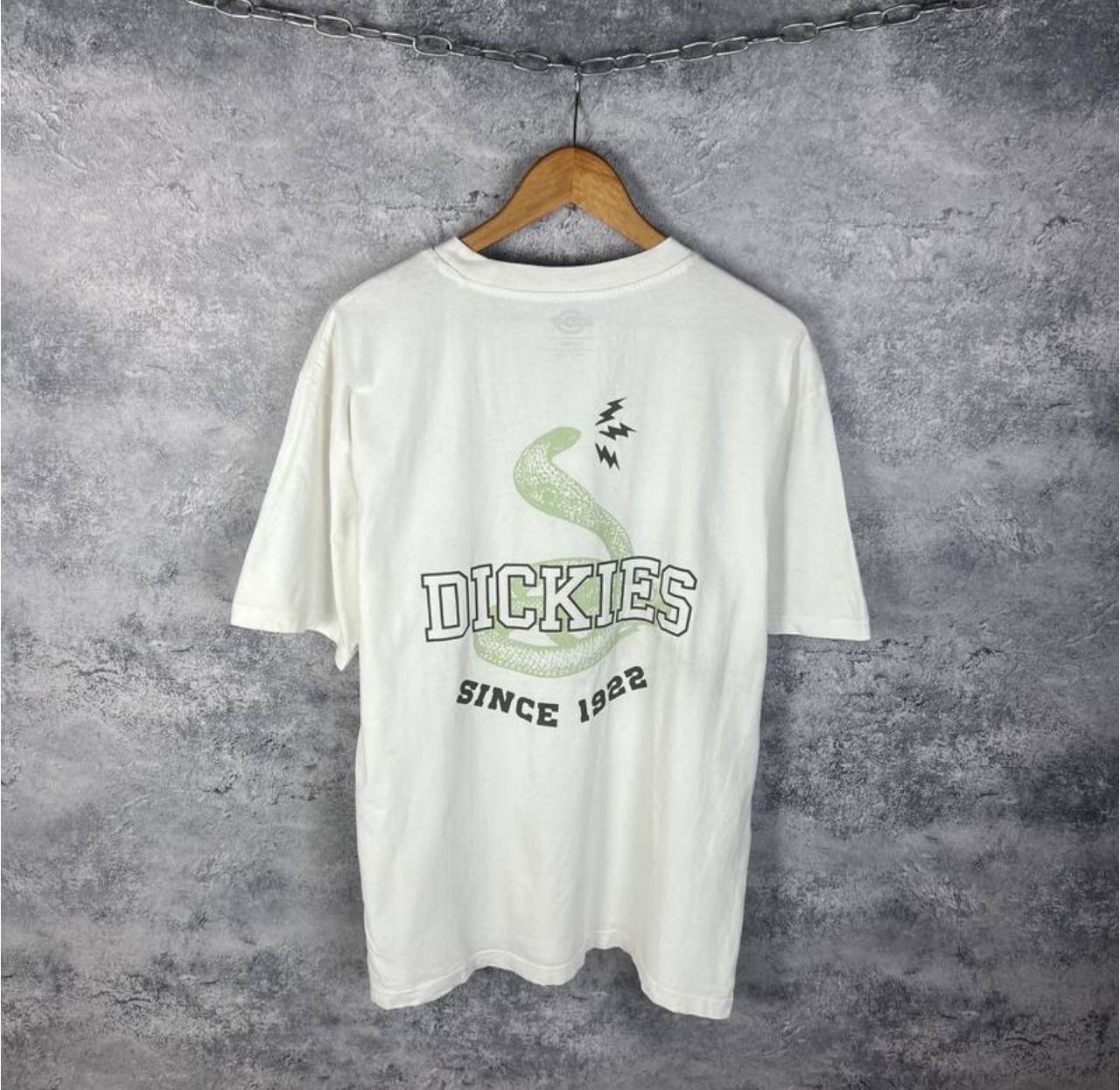 Dickies Dickies Tee Men's Size L White Short Sleeve` Size US L / EU 52-54 / 3 - 1 Thumbnail