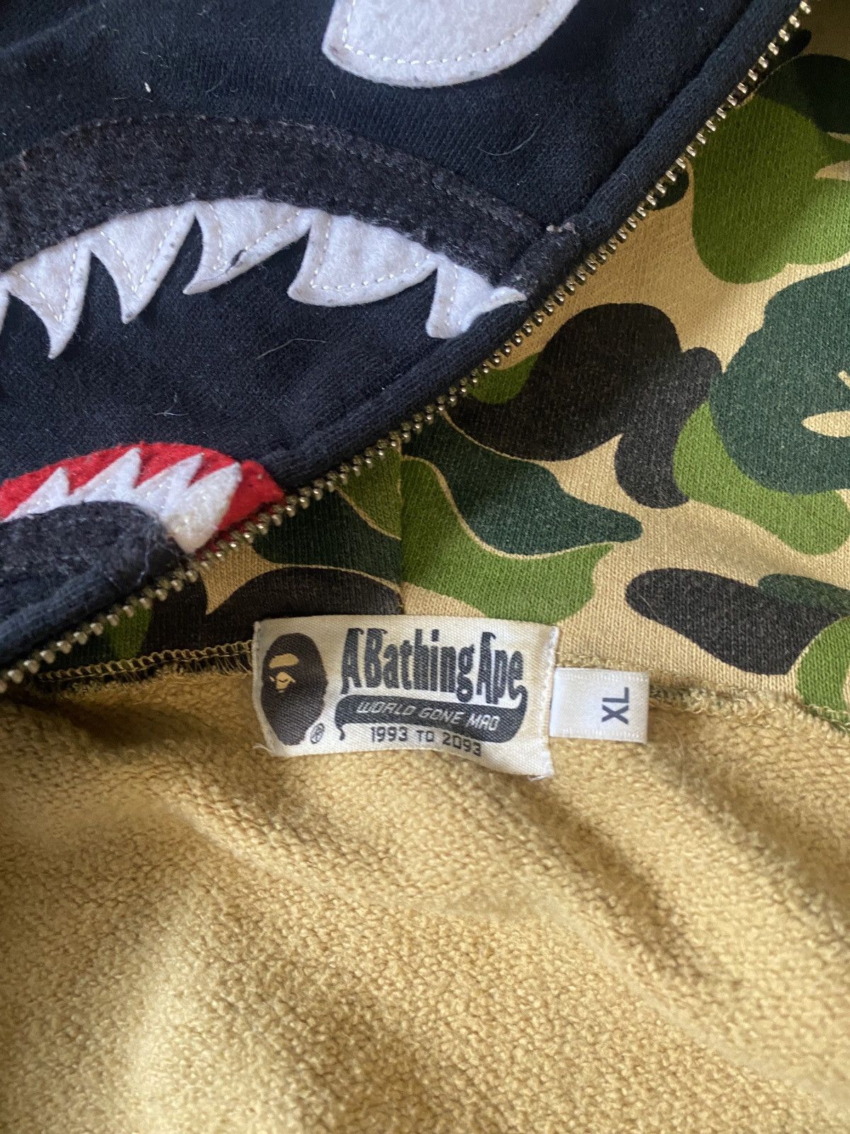 Bape Bape Medicom ABC Green Camo Shark Hoodie XL Size US XL / EU 56 / 4 - 7 Thumbnail