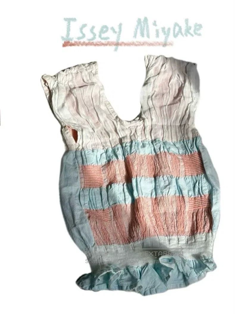 Issey Miyake Issey Miyake Blue-pink Sleeveless Vest Size M / US 6-8 / IT 42-44 - 1 Thumbnail