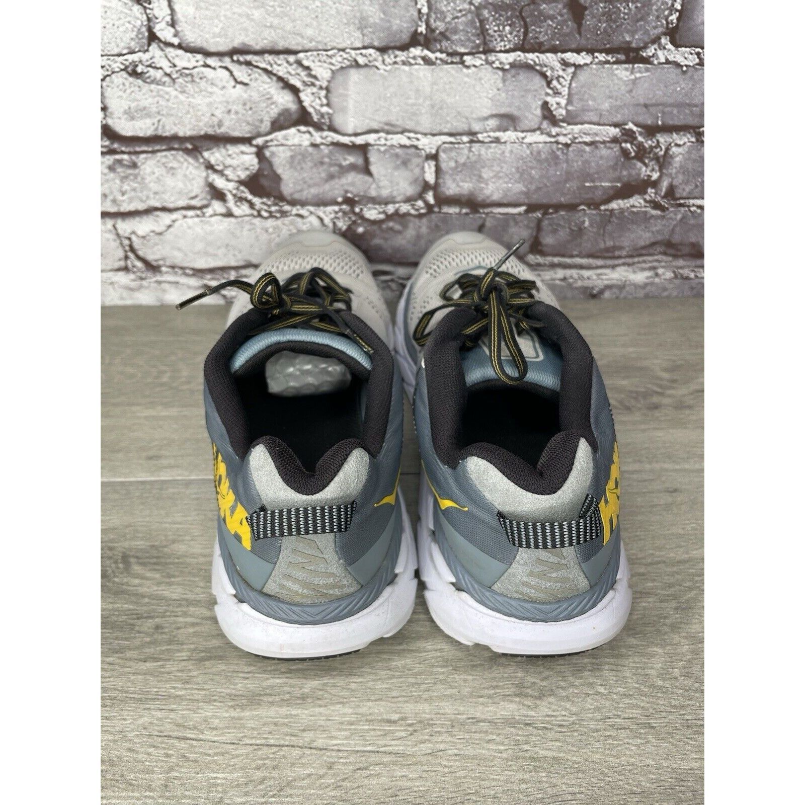 Hoka Hoka One One Clifton 6 Gray Running Shoes 1102872 LLRC Men’s Size US 12.5 / EU 45-46 - 6 Thumbnail