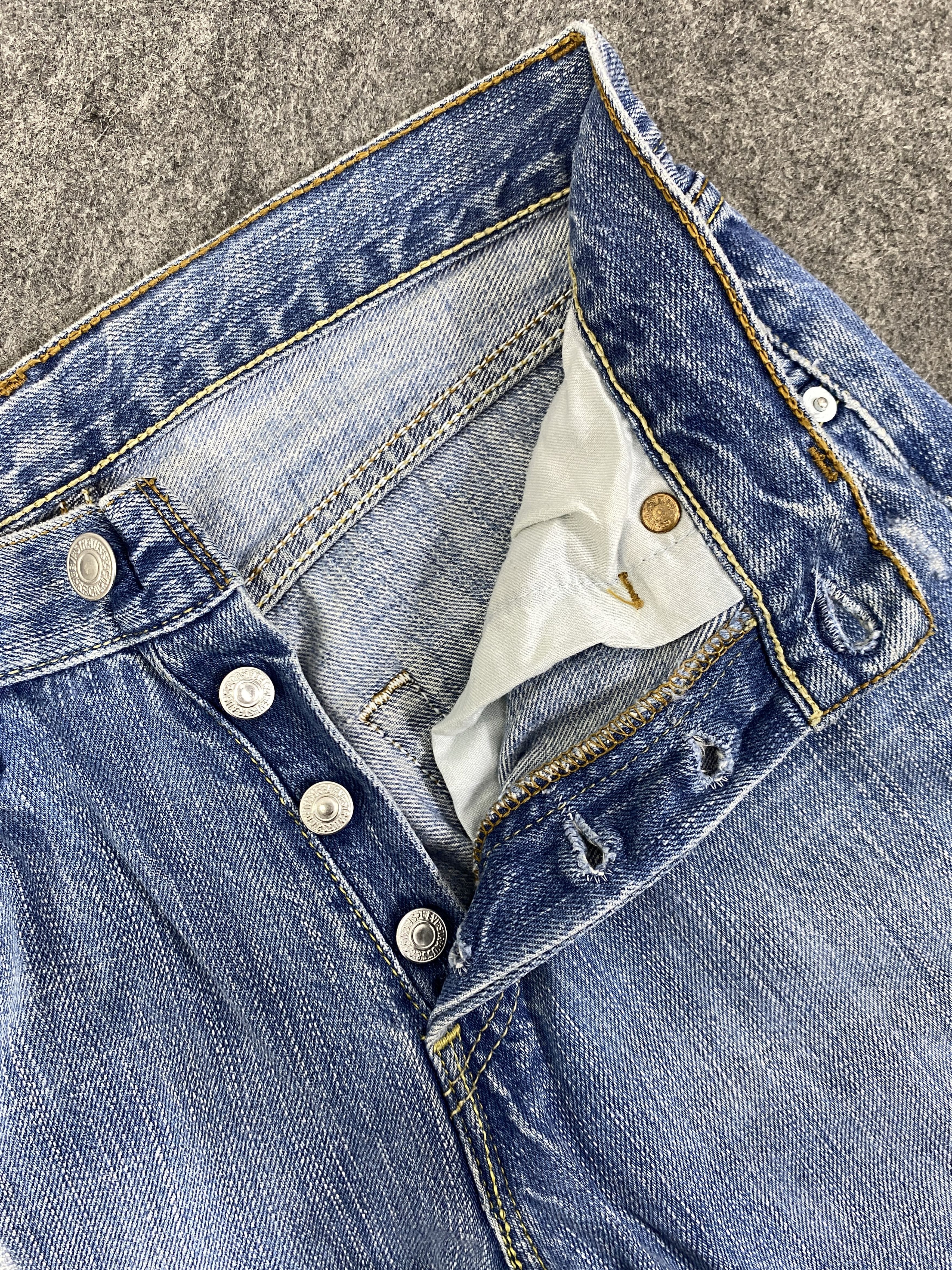 Blue Wash Vintage Levi's 501 Jeans 27x29.5 Denim -JN1104