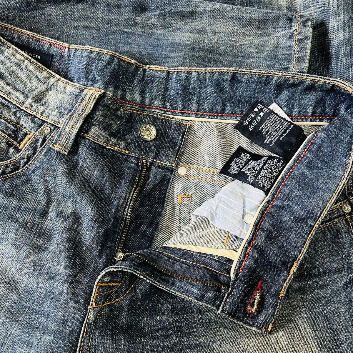 Tommy Hilfiger × Vintage Vintage Tommy Hilfiger Cambridge Regular Fit Jeans Size US 33 - 16 Thumbnail