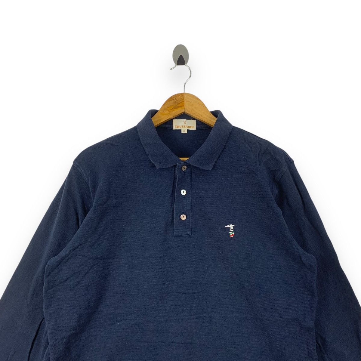 Trussardi Vintage 90’ TRUSSARDI ITALY Embosser Logo Polo Tee Shirt Top Size US XL / EU 56 / 4 - 2 Thumbnail