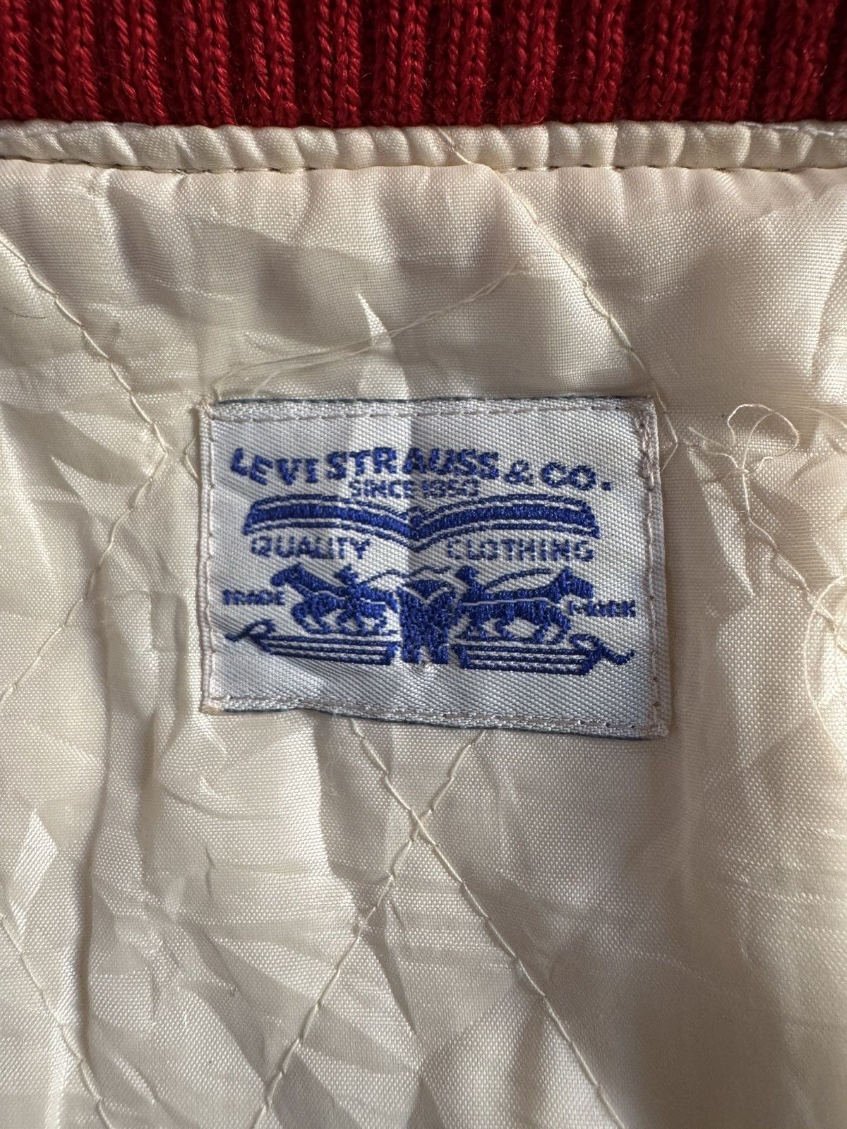 Levi's VERY RARE VINTAGE JACKET DENIM LEVIS JEANS SPELL OUT BIG Size US L / EU 52-54 / 3 - 5 Thumbnail