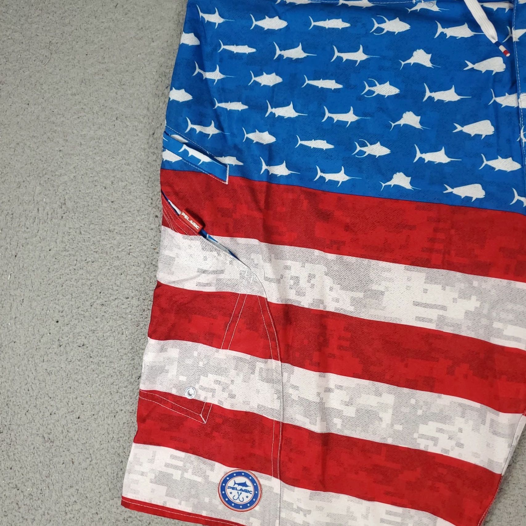 Vintage PELAGIC Mens 40 Blue Red USA Flag Striped Board Shorts Swim Trunks Surf Shorts Size US 40 / EU 56 - 2 Thumbnail