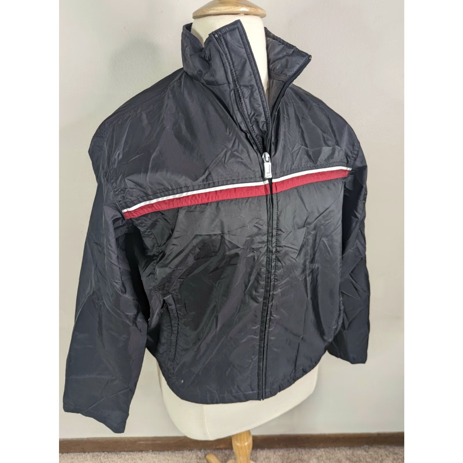 Nike VINTAGE Nike Windbreaker Jacket Womens Large Black Tag 90s 00s Nylon Zip Geometric Logo Jacket Women L Black Nylon Windbreaker Size L / US 10 / IT 46 - 2 Thumbnail