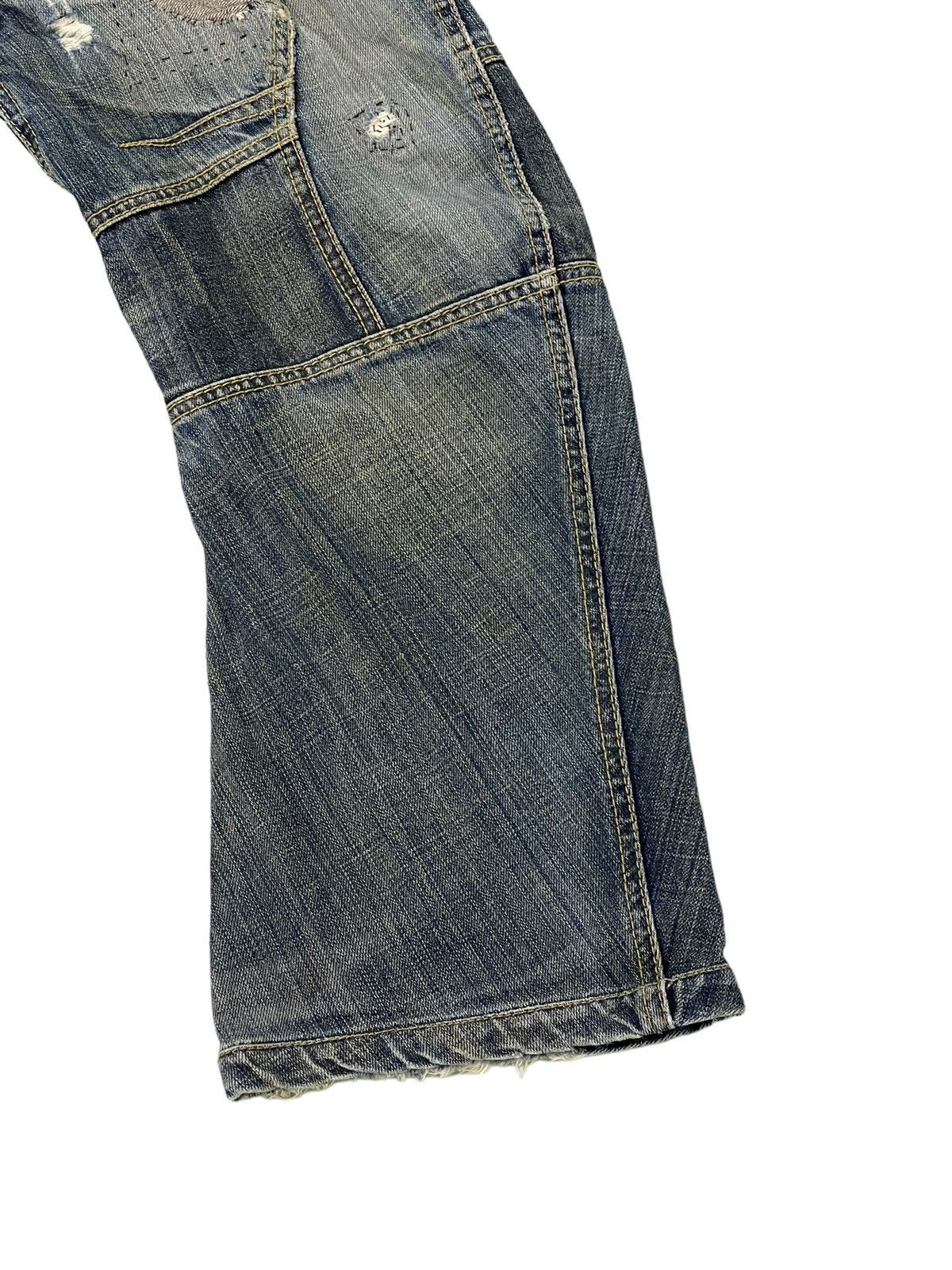 Japanese Brand Curv Leg Jeans Tough Jeans Faded Distress Regular 6🟦4 Size US 32 / EU 48 - 4 Thumbnail