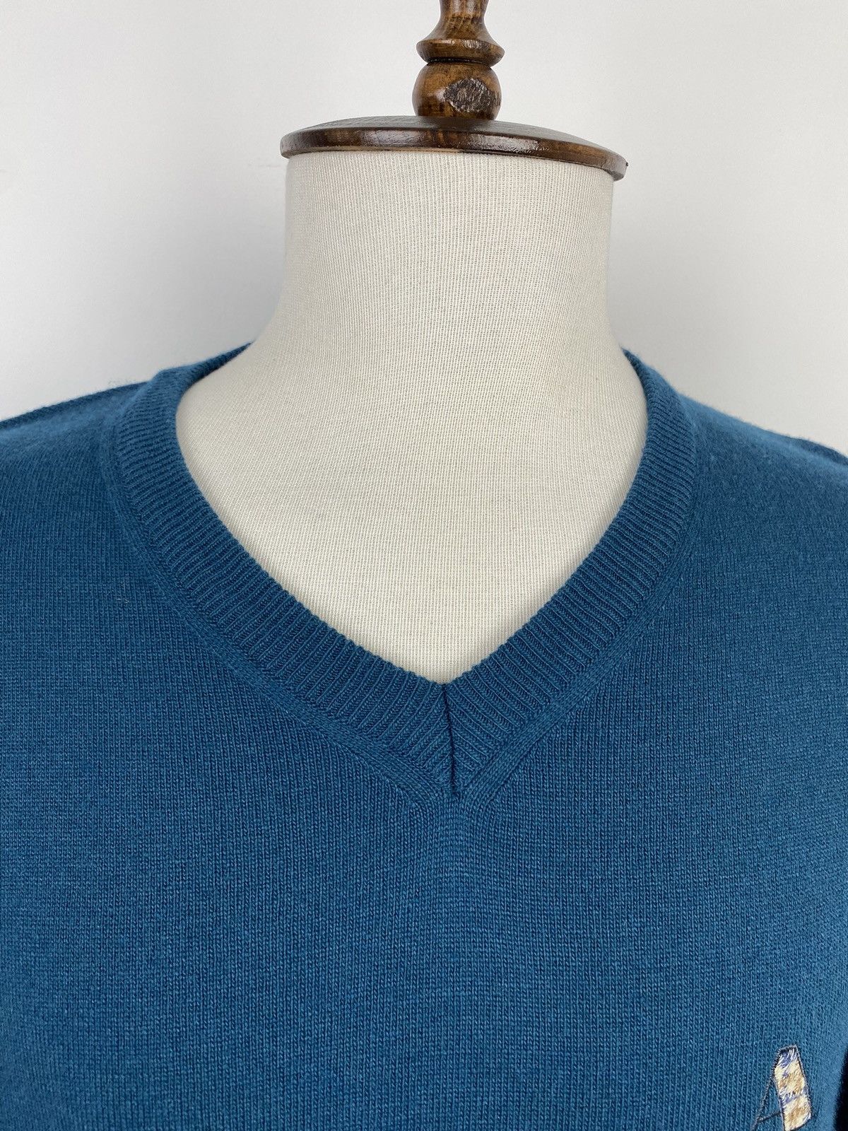 Aquascutum Men’s Aquascutum V-Neck Sweater size XL Size US XL / EU 56 / 4 - 4 Thumbnail