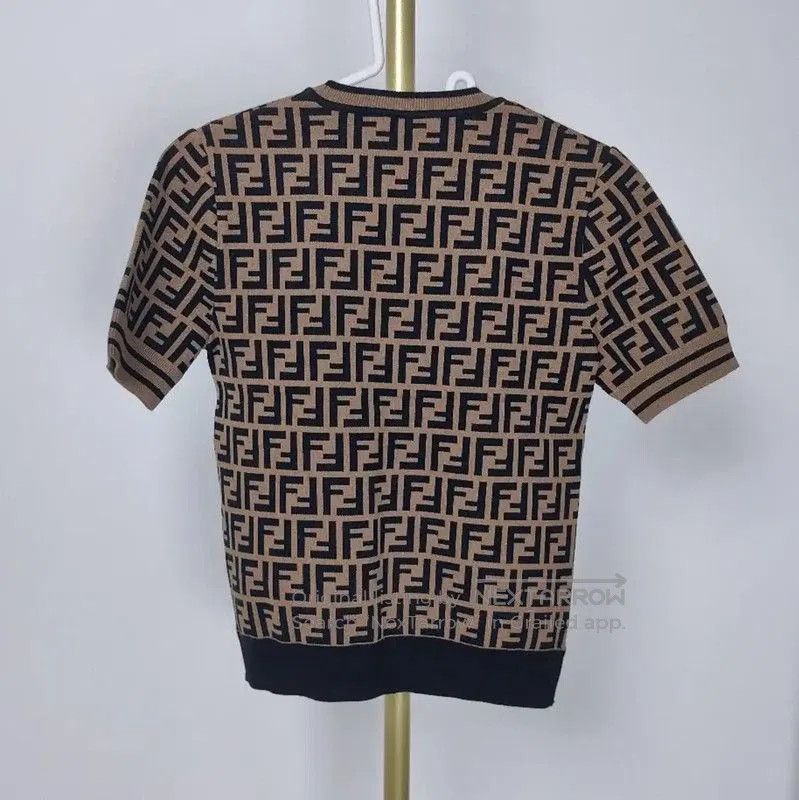 Fendi Fendi Summer Short Sleeve T-Shirt in Deep Brown . Size M / US 6-8 / IT 42-44 - 2 Thumbnail