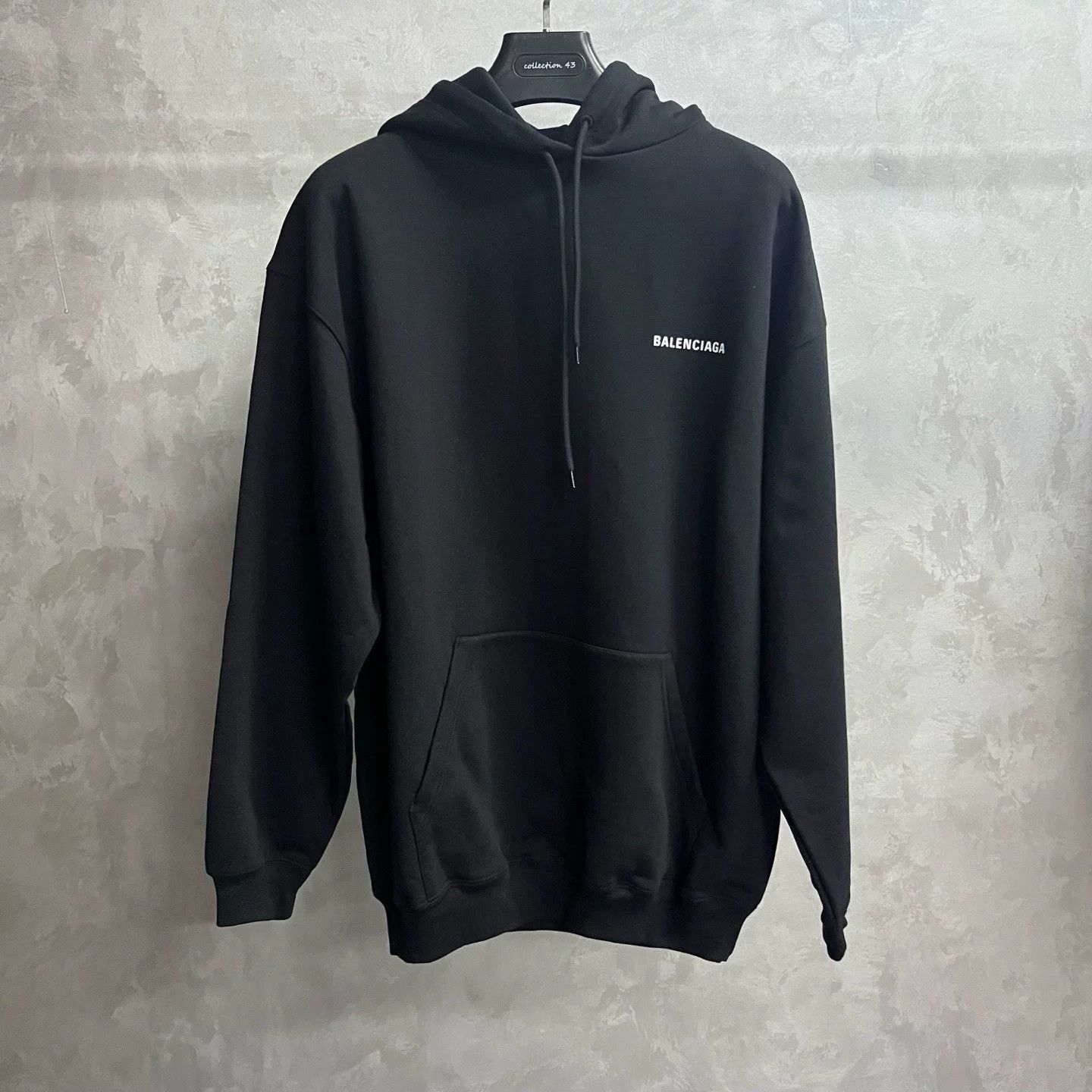 Balenciaga Balenciaga Black Logo Print Hooded Sweatshirt Size US S / EU 44-46 / 1 - 1 Thumbnail