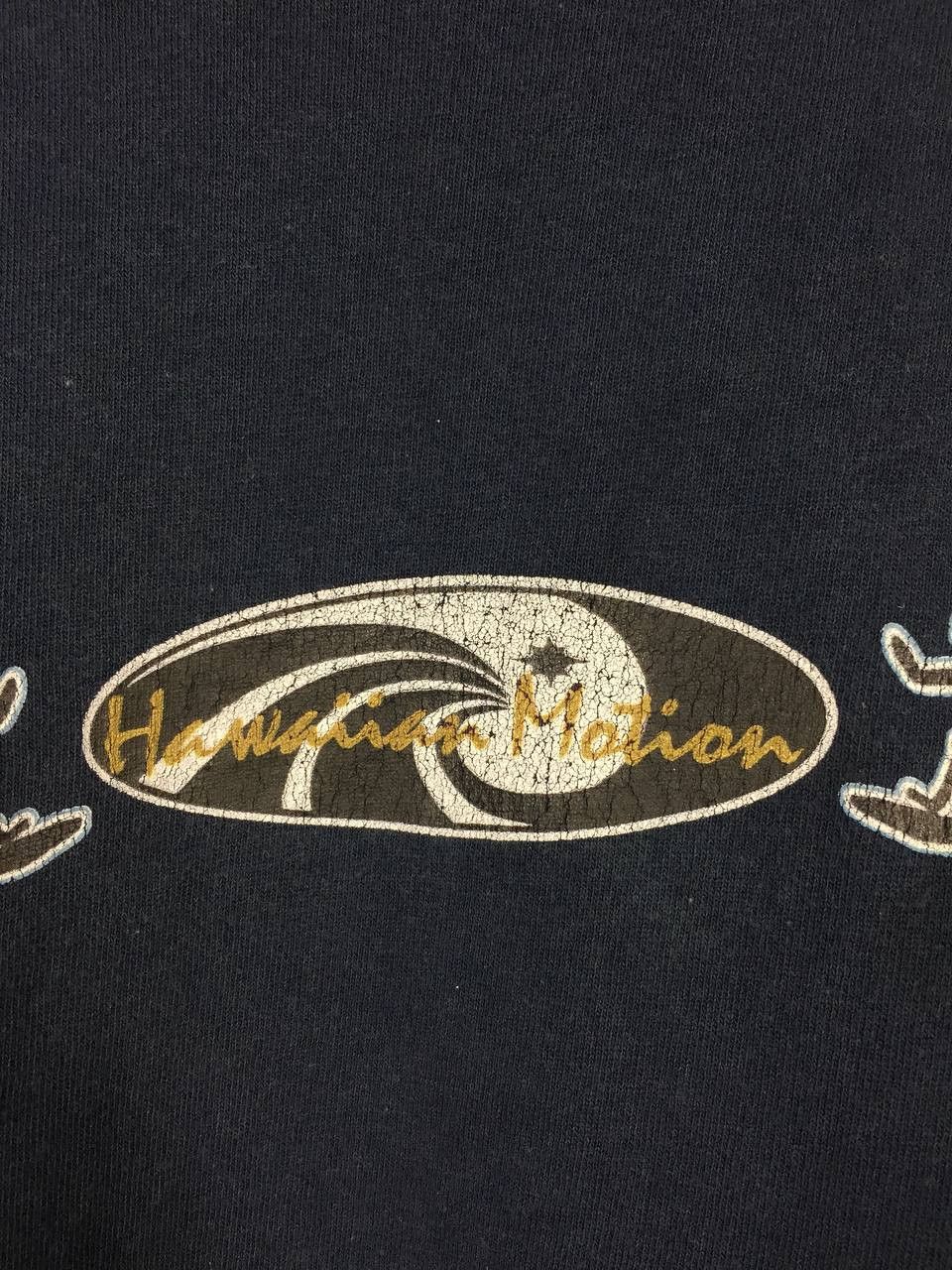 Vintage Vtg Y2K Hawaiian Motion Ying Yang Surfing Tee Size US L / EU 52-54 / 3 - 4 Thumbnail