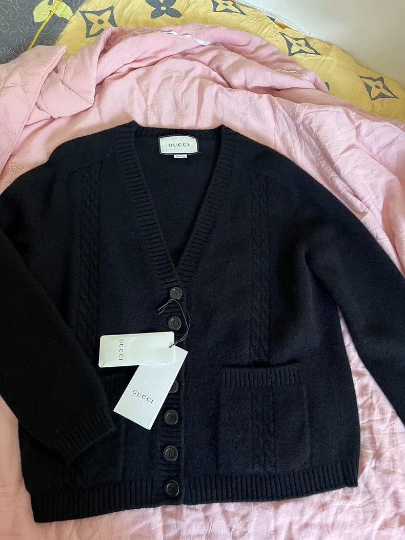 Gucci GucciAuthentic brand-new wool cardigan with tag jacket 2503 Size US M / EU 48-50 / 2 - 1 Thumbnail