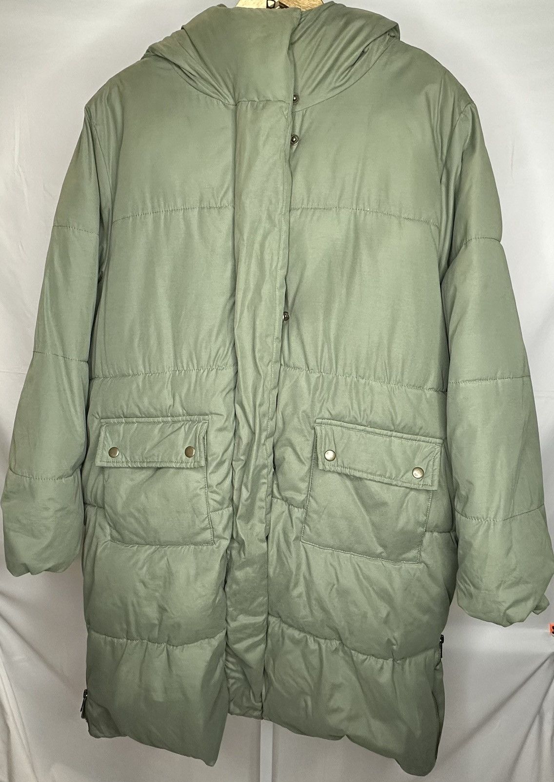 Old Navy Women’s puffer coat Size XL / US 12-14 / IT 48-50 - 1 Thumbnail