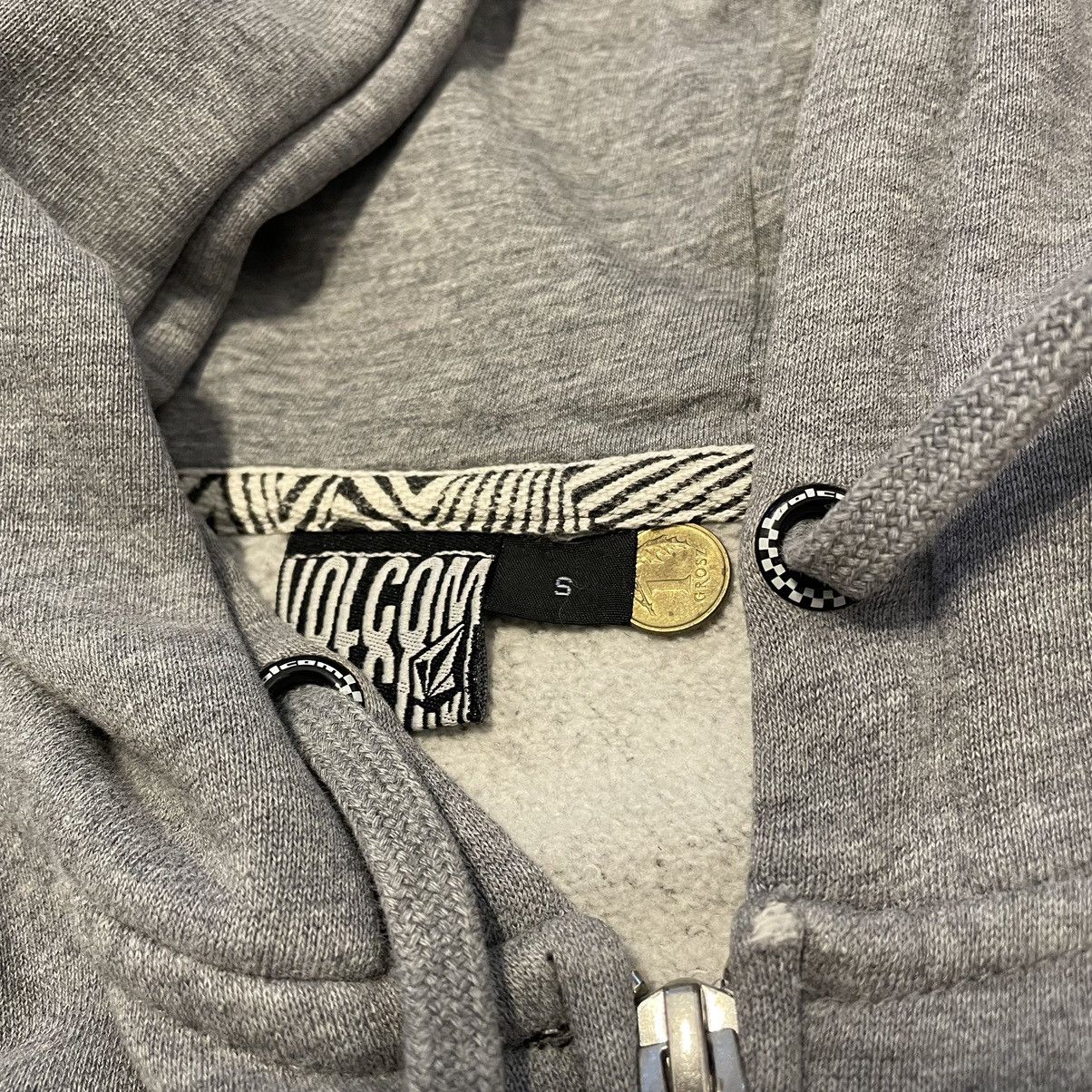 Other Vintage Volcom Y2k Style Basic Grey Full Zip Hoodie Size US S / EU 44-46 / 1 - 6 Thumbnail