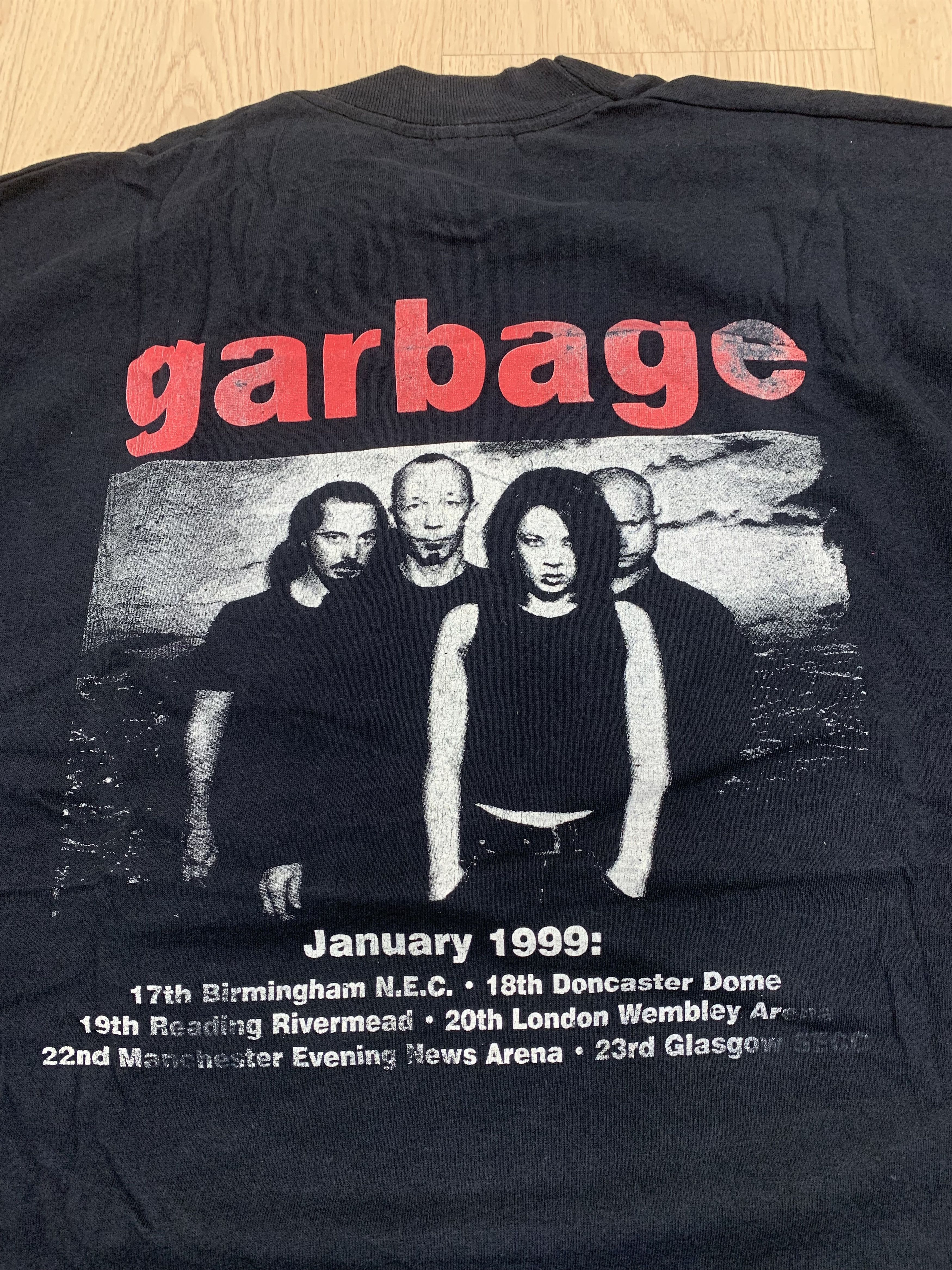 Band Tees VTG BAND GARBAGE TOUR DEFTONES NIRVANA STREET WEAR RAPTEE Size US L / EU 52-54 / 3 - 2 Thumbnail