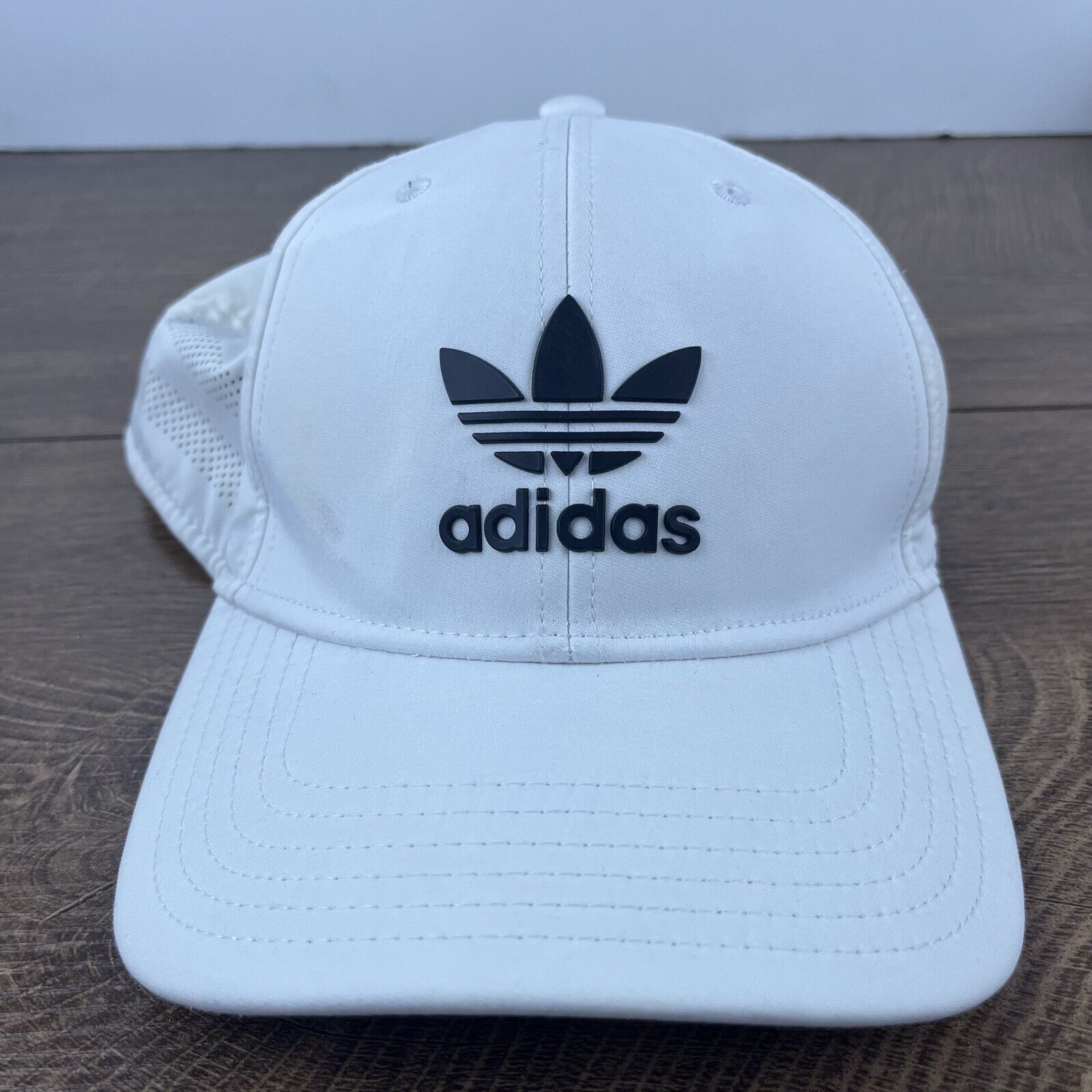 Adidas Adidas Snapback Hat Adidas Snapback Hat White Adjustable Hat Size ONE SIZE - 1 Thumbnail