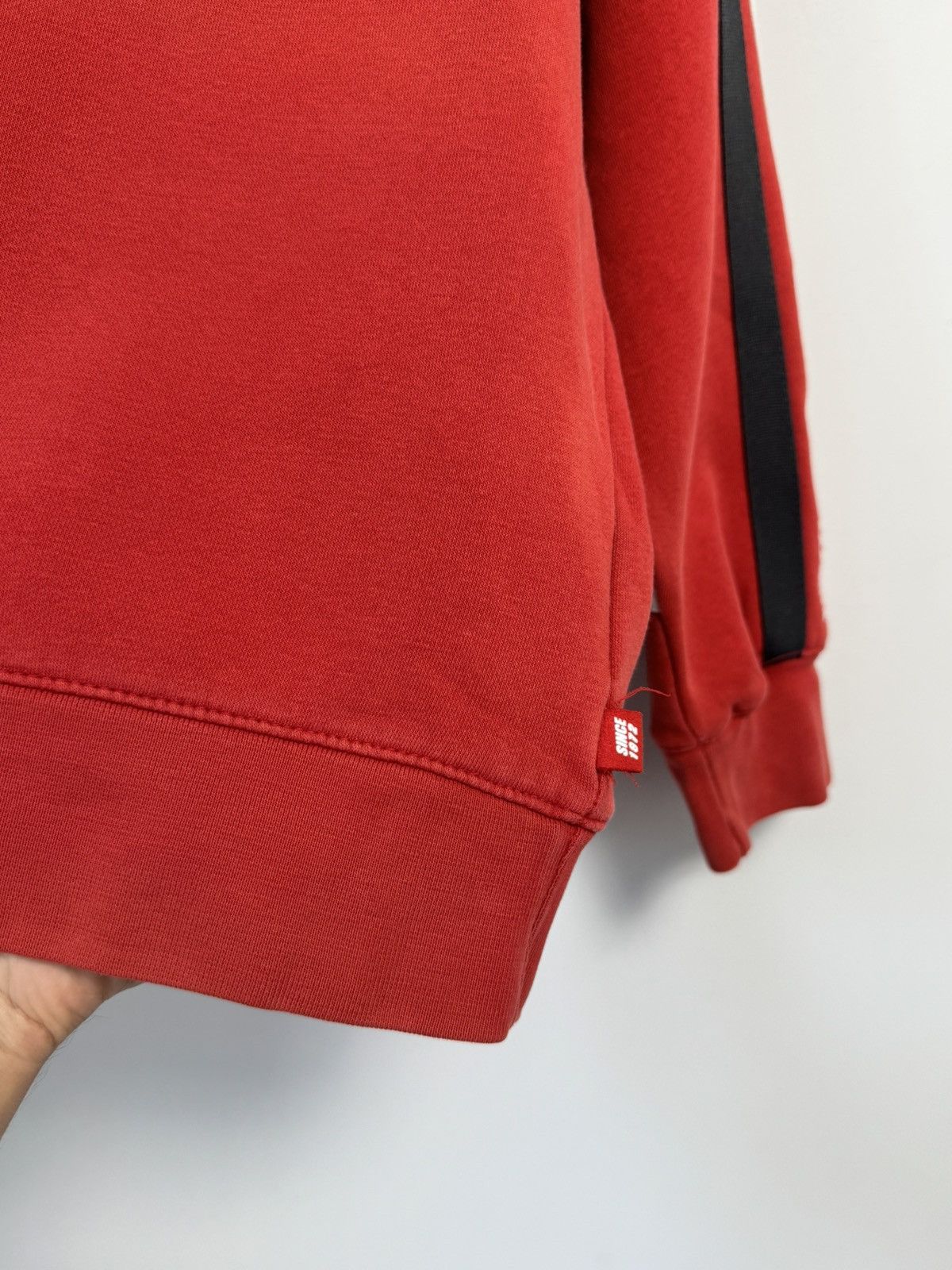 Nike Nike Vintage Sweatshirt Y2K Style Swoosh Size US M / EU 48-50 / 2 - 9 Thumbnail