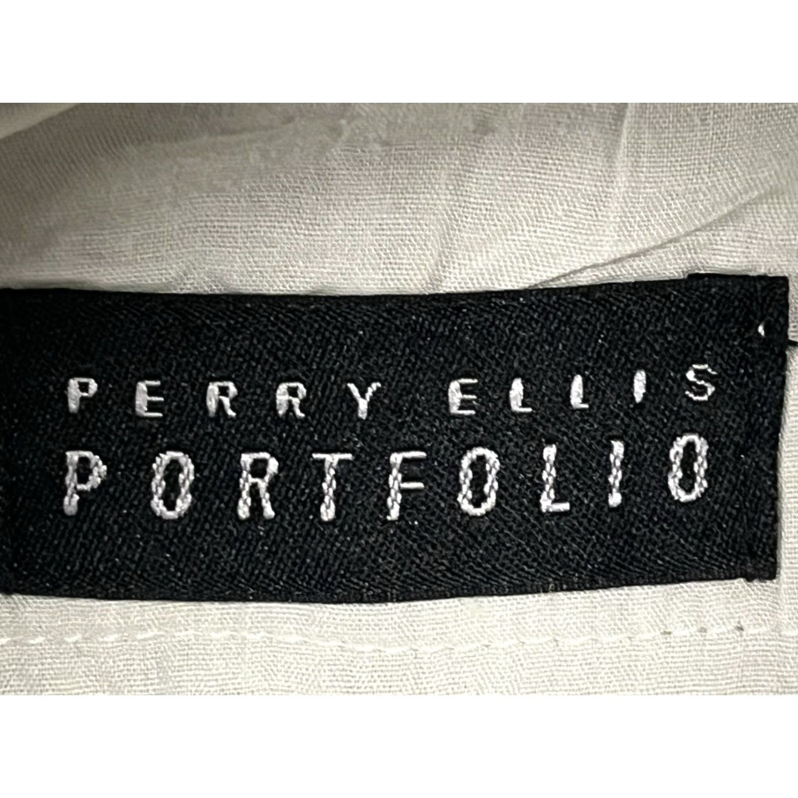 Perry Ellis Perry Ellis Portfolio Shorts Chinos Men 36 Tan Size 36 Regular Belted Linen Blend Solid Vintage-Free Golf Casual Travel Walking Shirt? Size US 36 / EU 52 - 7 Thumbnail