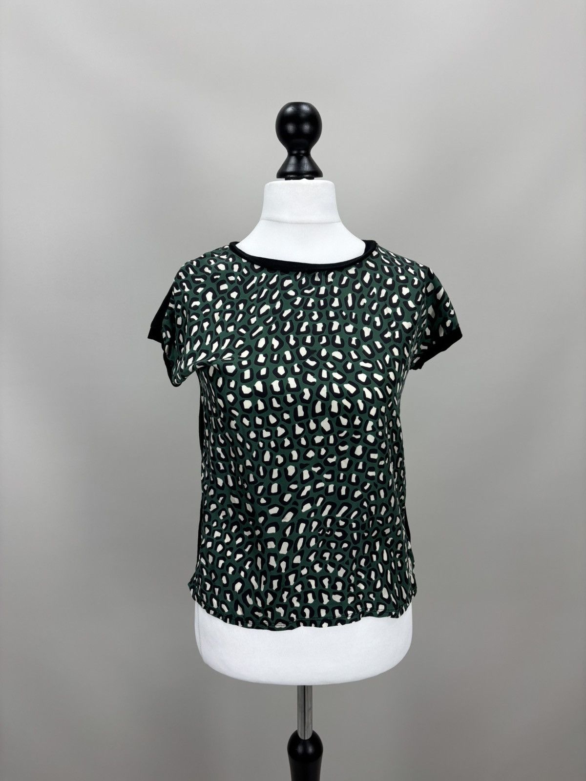 Moncler Womens t shirt silk Moncler Size S Color Green/Black Size S / US 4 / IT 40 - 1 Thumbnail