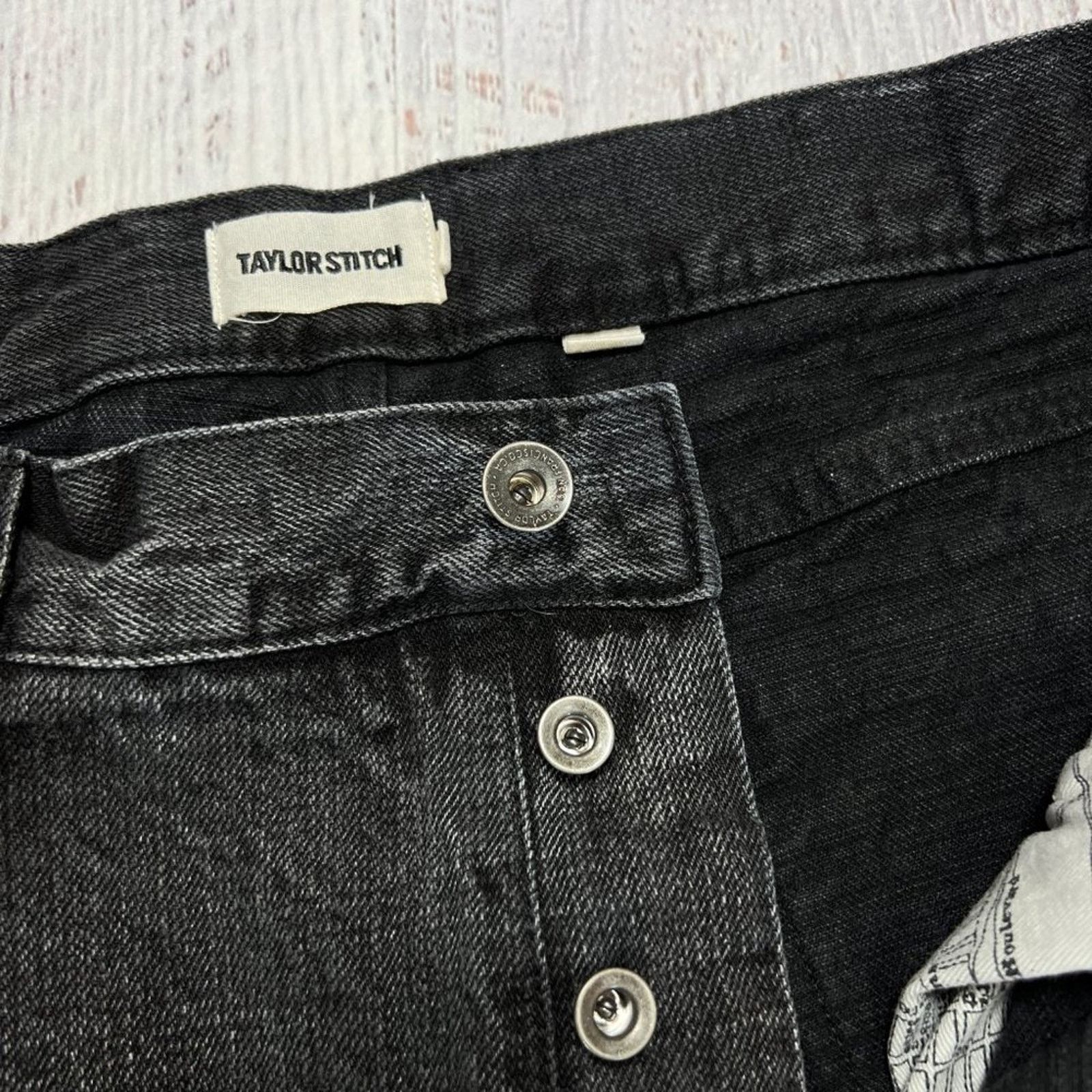 Taylor Stitch Taylor Stitch Slim Selvage Jean Black Wash Size 35x27 Size US 35 - 4 Thumbnail