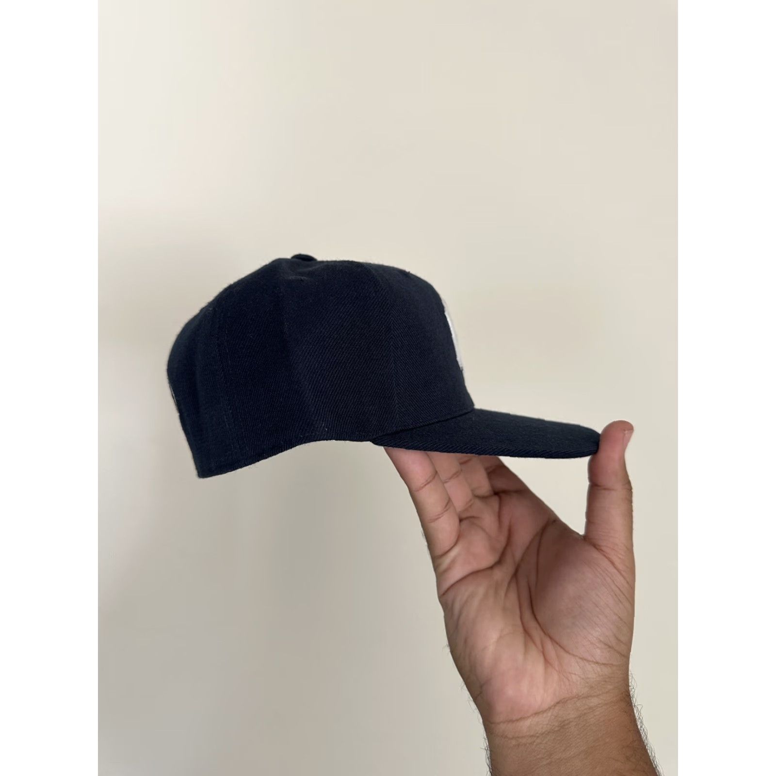 Drew VINTAGE Drew Pearson NY Yankees Fitted Hat - 7 1/8 - Navy Blue - Wool - NEW WITH TAGS - Baseball Cap - Men Size ONE SIZE - 4 Thumbnail